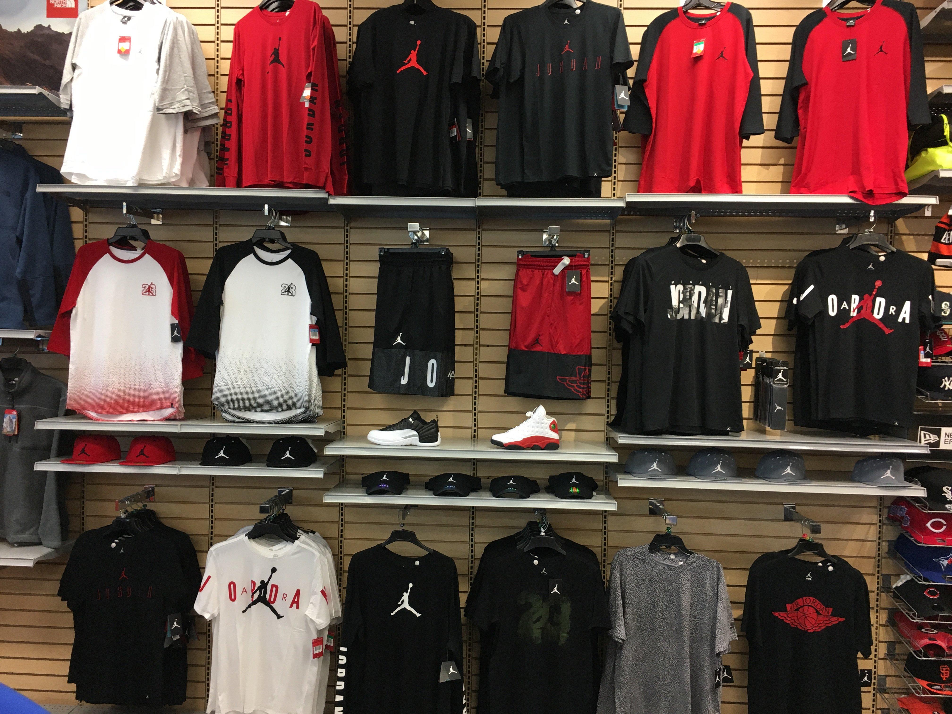 hibbett sports jordan shirts