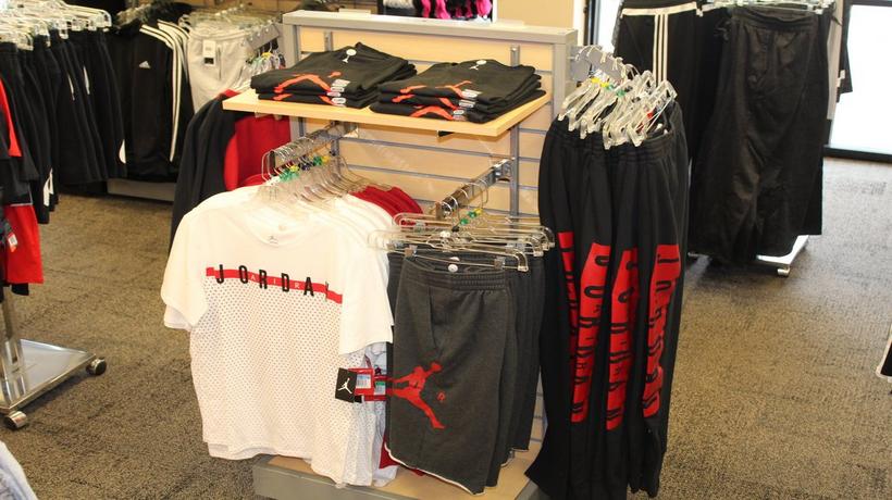 Athens Hibbett Sports | E Tyler Street Athens Hibbett Sports | E Tyler Street