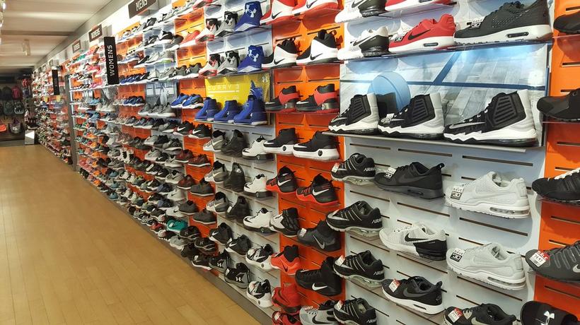 Hibbett Sports in Roswell, NM - Athletic Shoes Store