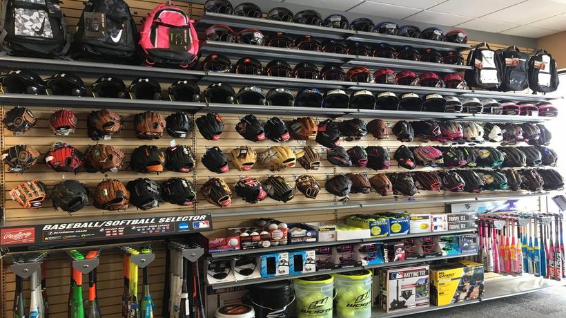 Monroe Hibbett Sports 6th Avenue W