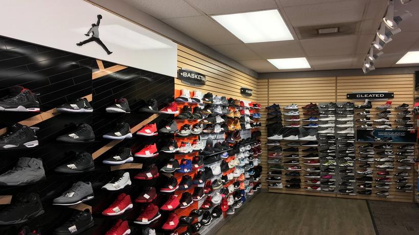 Fayetteville Hibbett Sports | Bragg Blvd