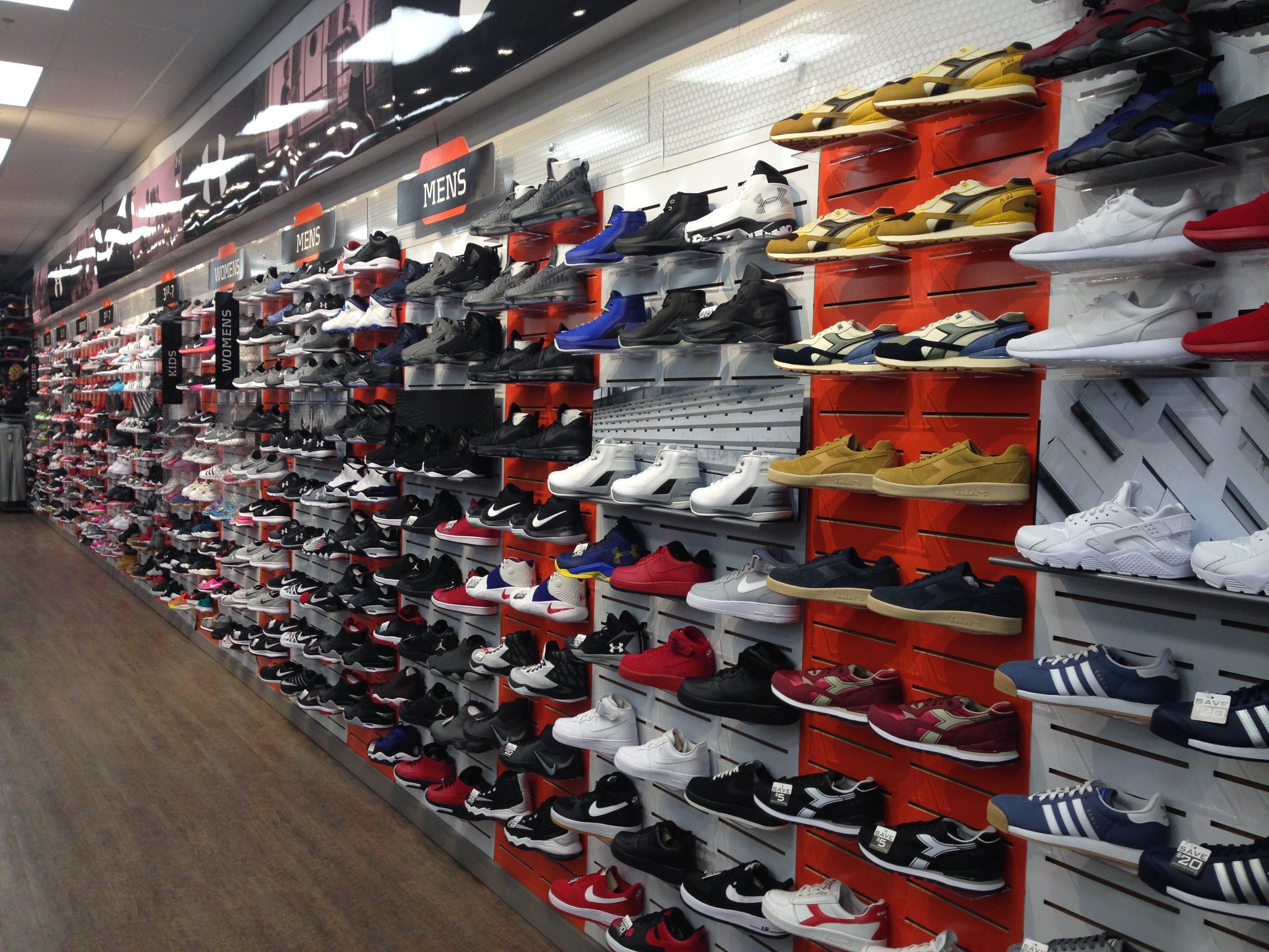 hibbett shoe store near me