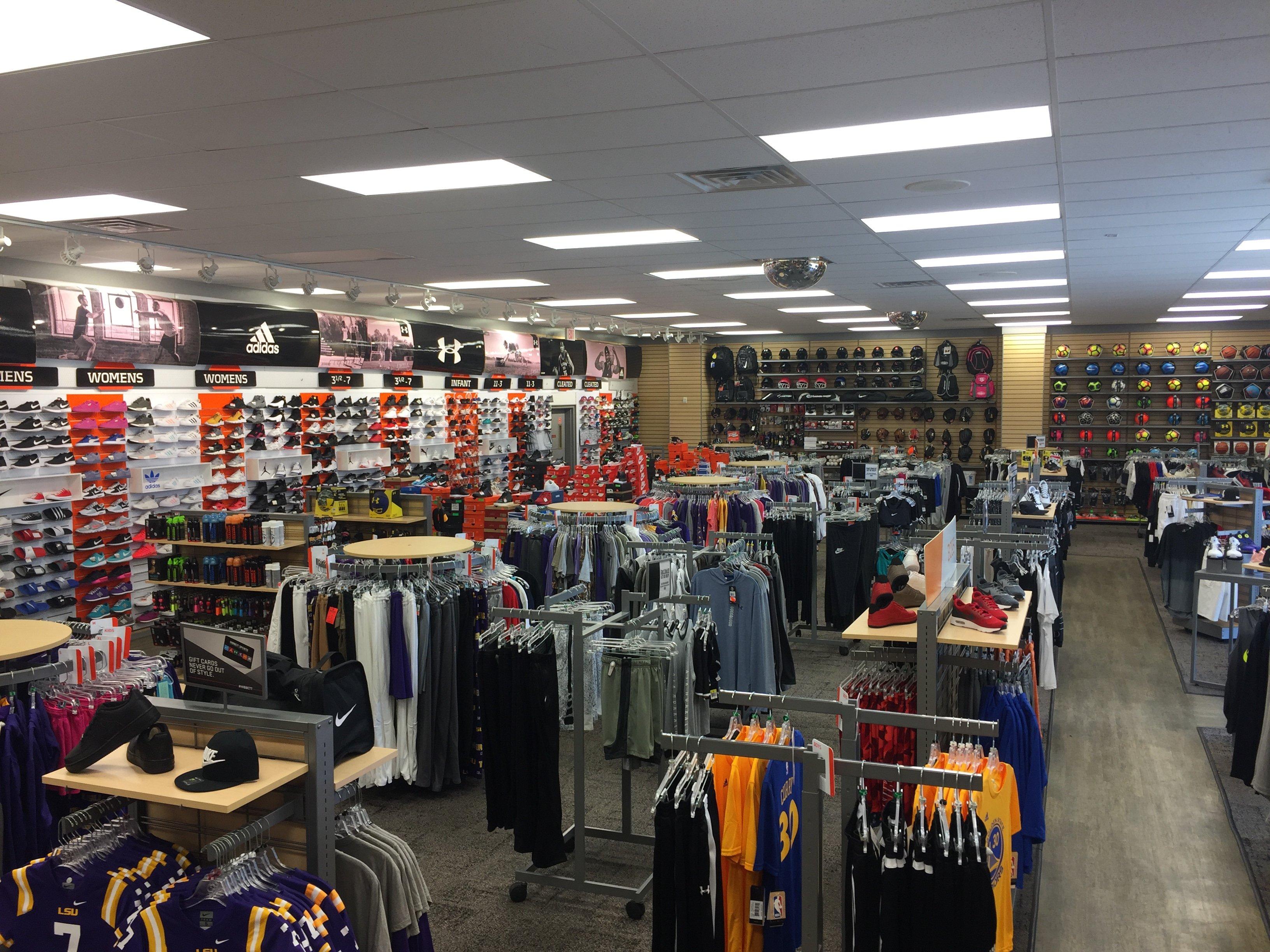 nike store baton rouge