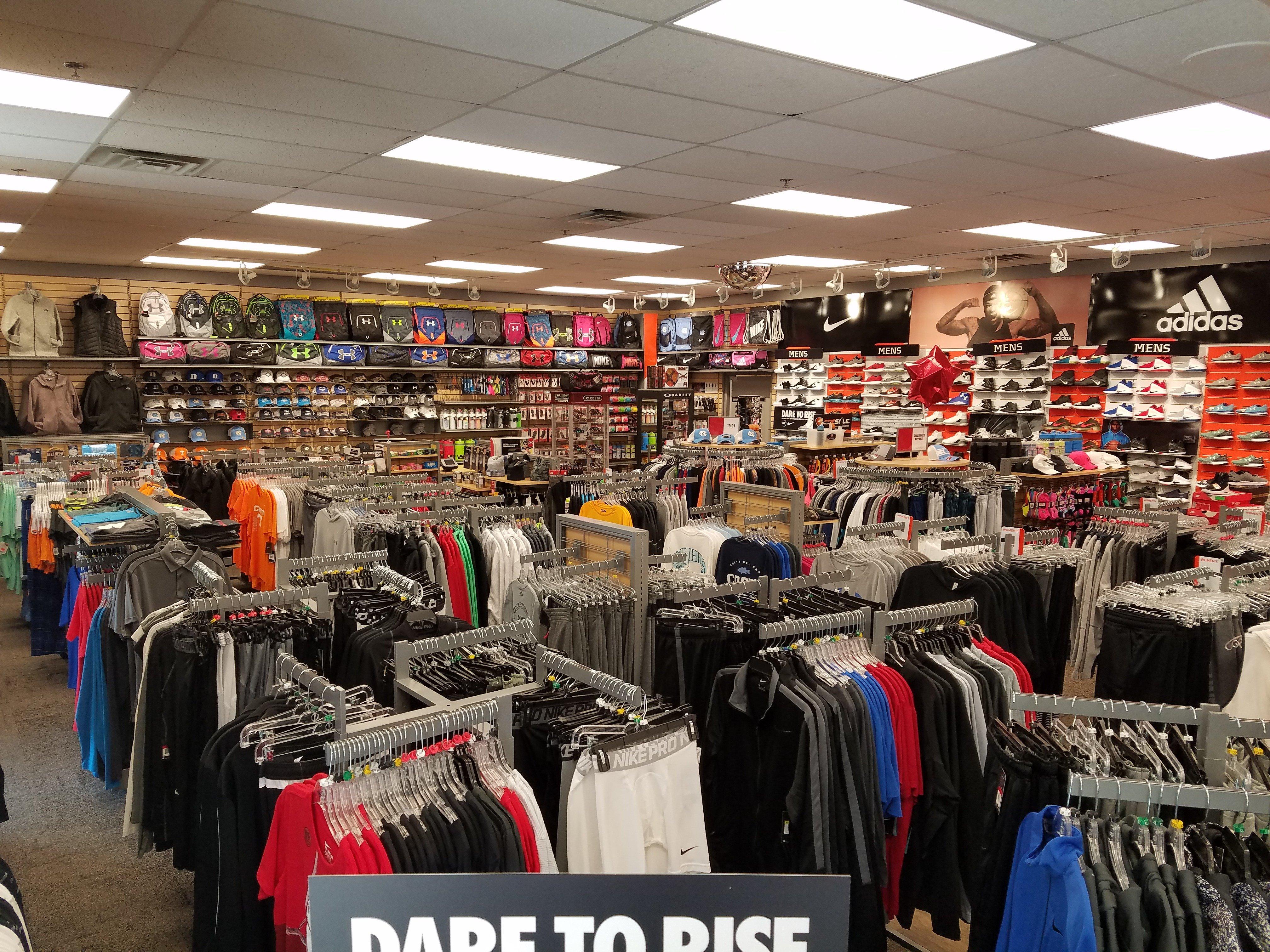 hibbett sports adidas clothing