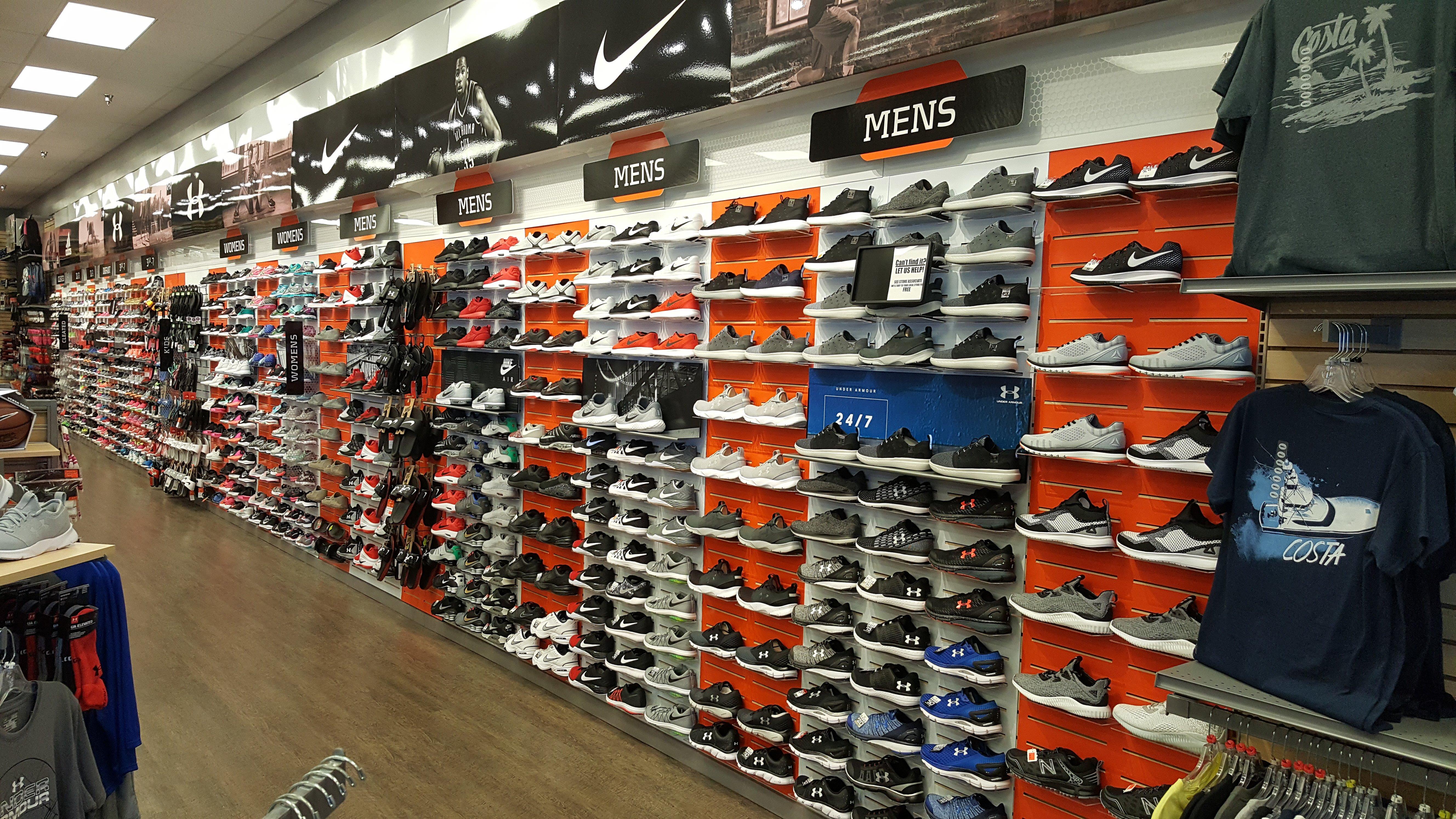 hibbett sports shoes