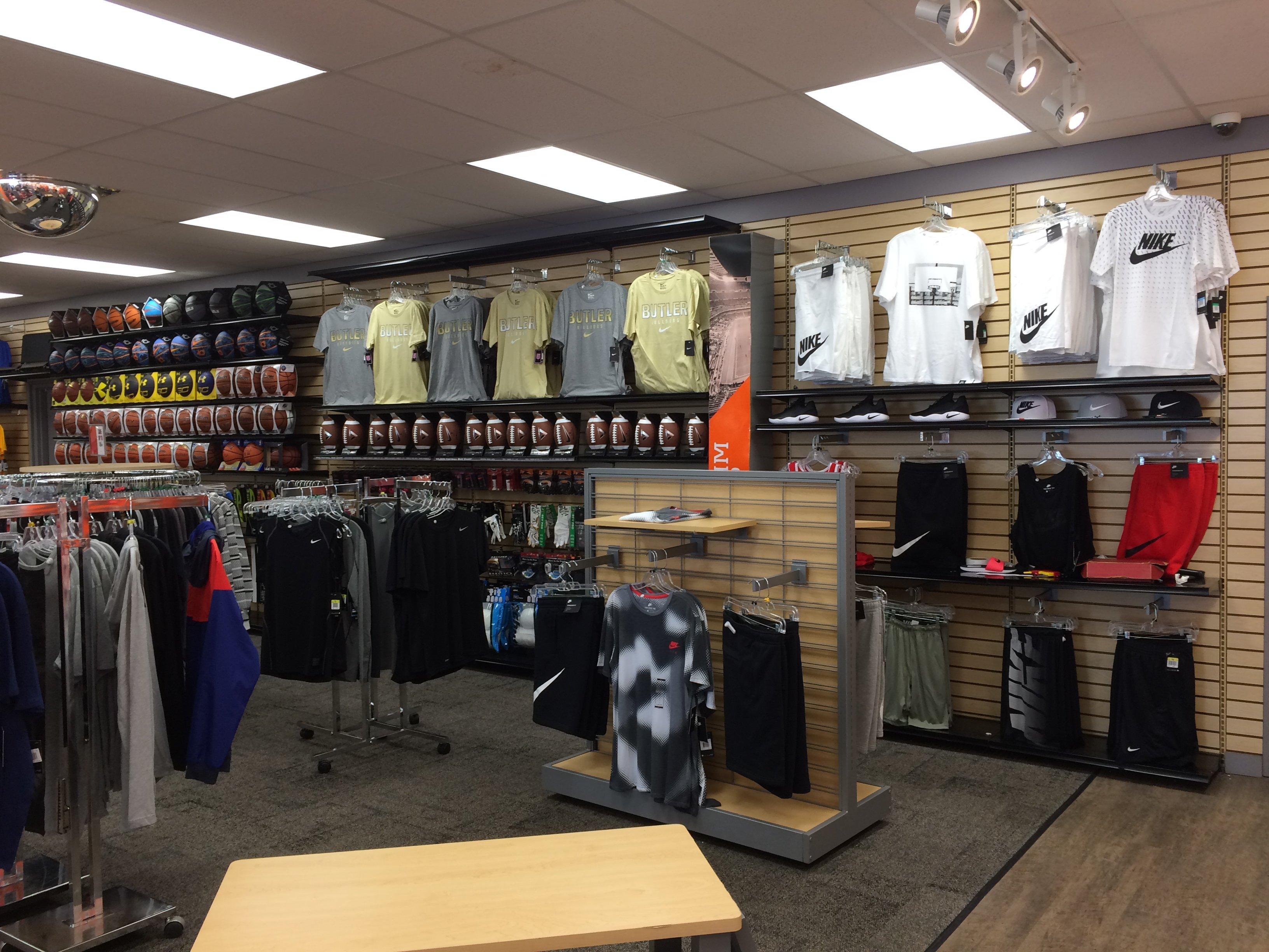 adidas outlet clothes