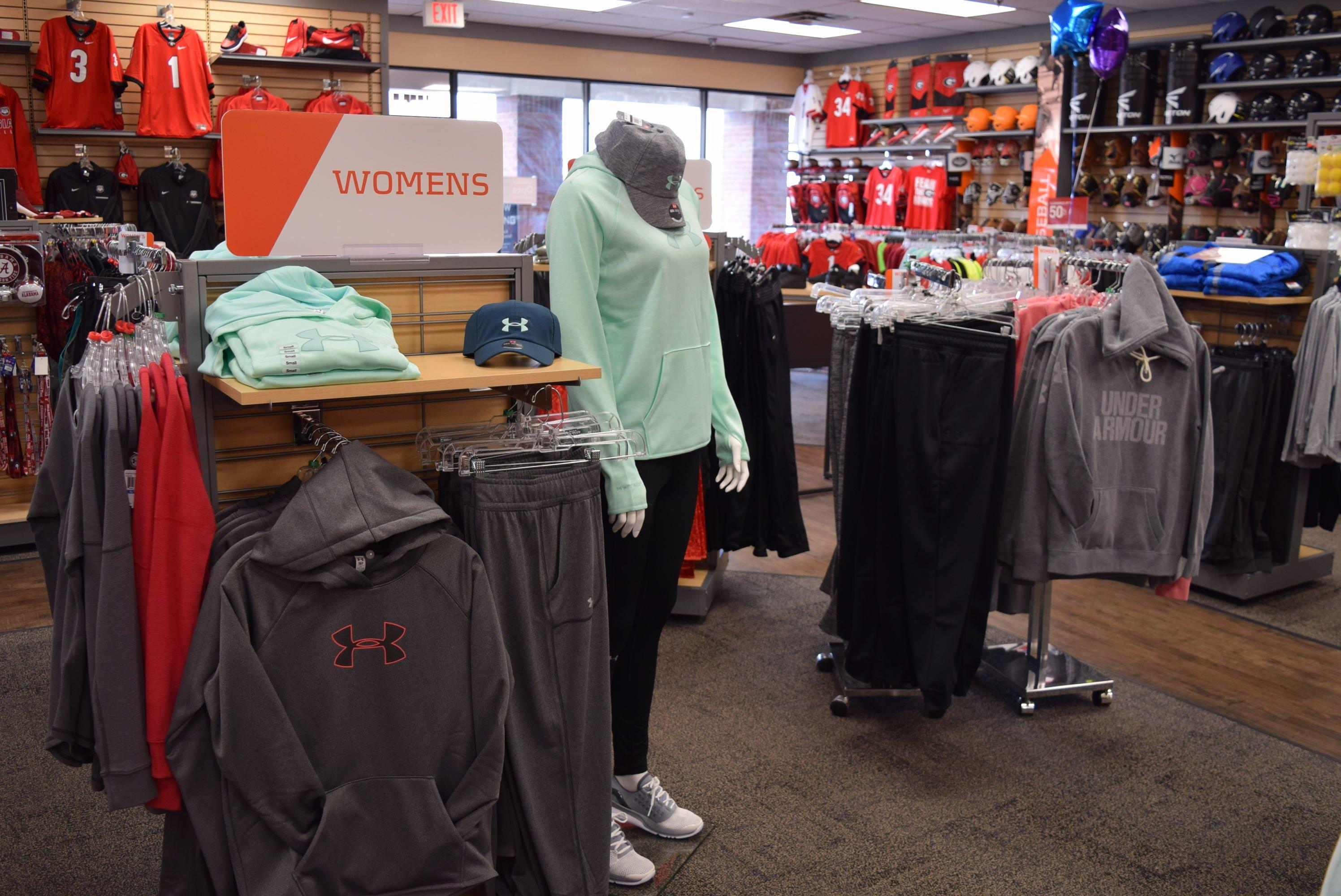 hibbett sports women's clothing