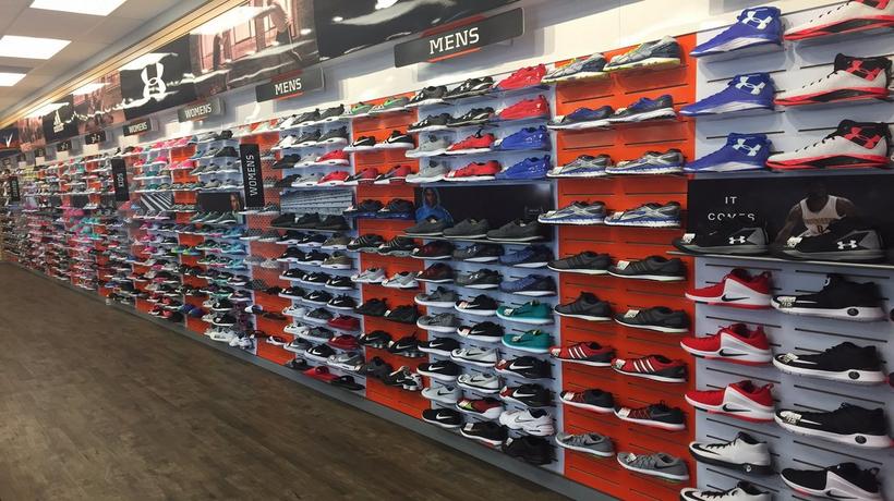 Hibbett Sports in Snyder, TX - Athletic Shoes Store