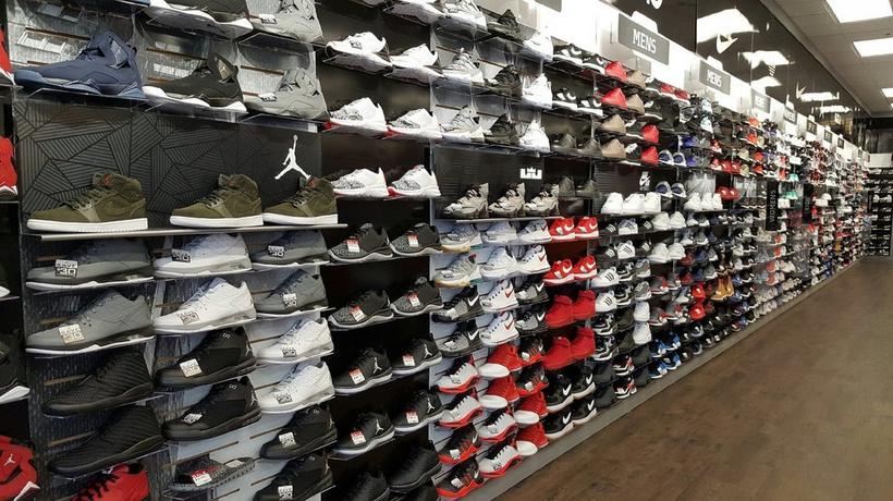 Hibbett Sports in Rincon, GA - Athletic Shoes Store