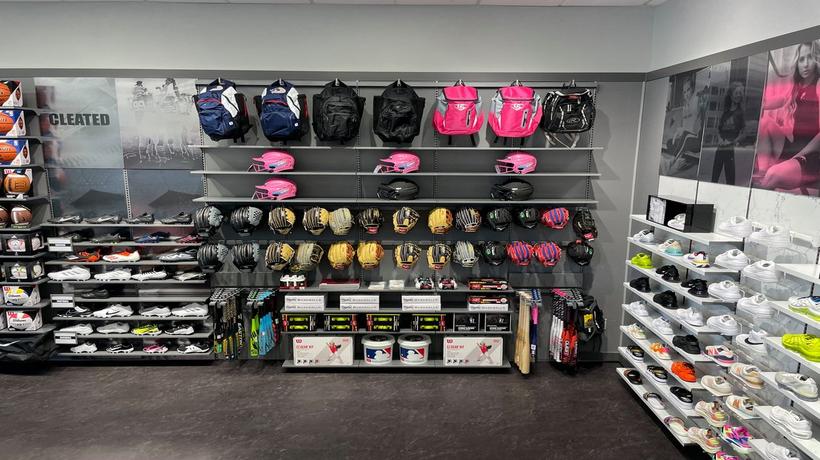 Hibbett Sports opens in Craig