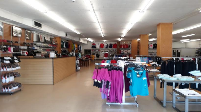 store image