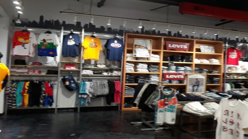 store image