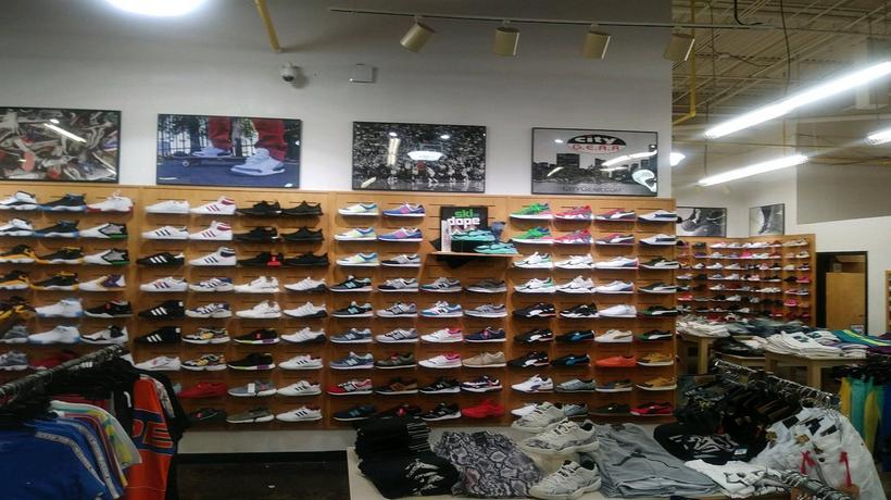 store image