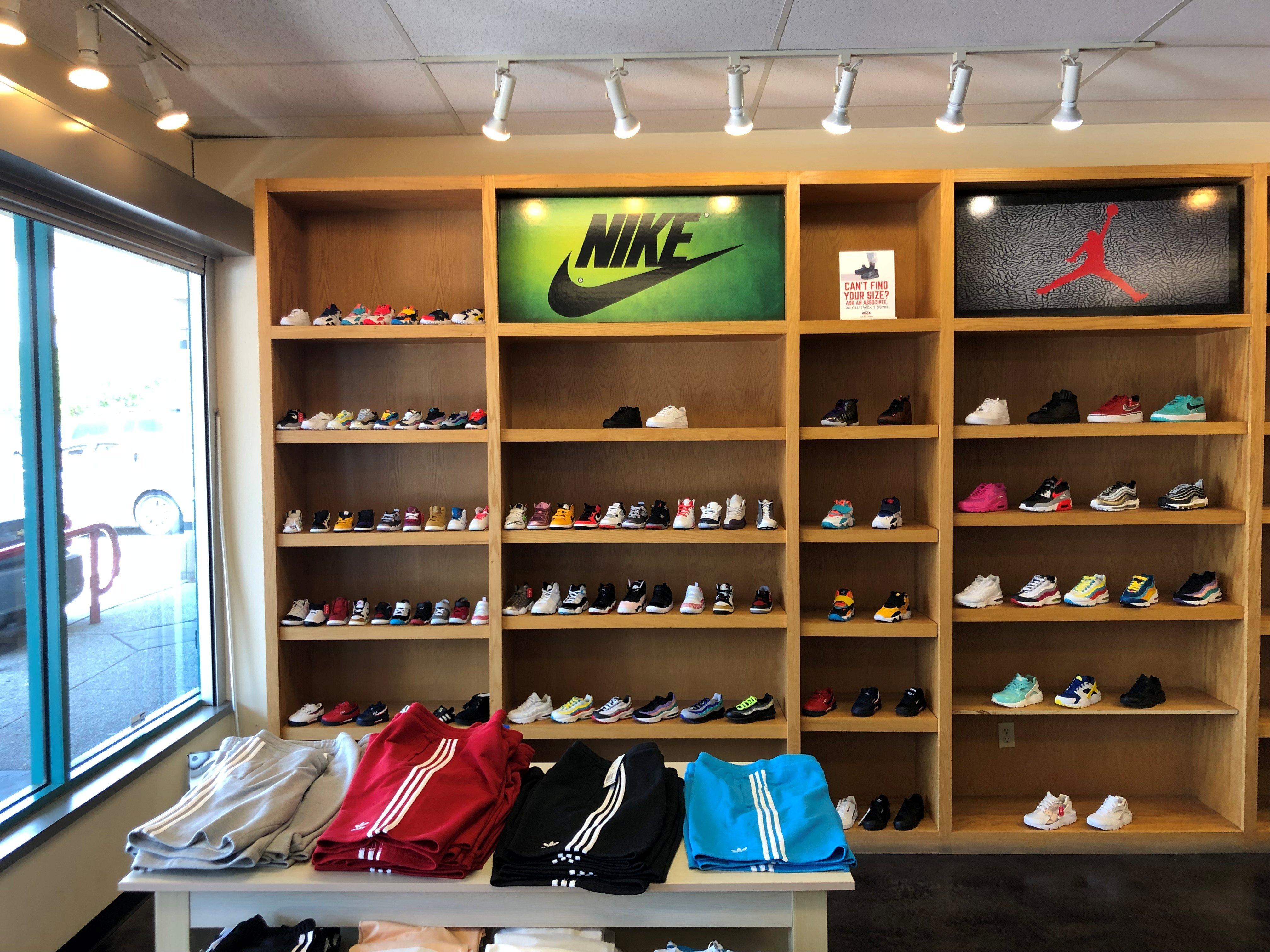 nike store 63123