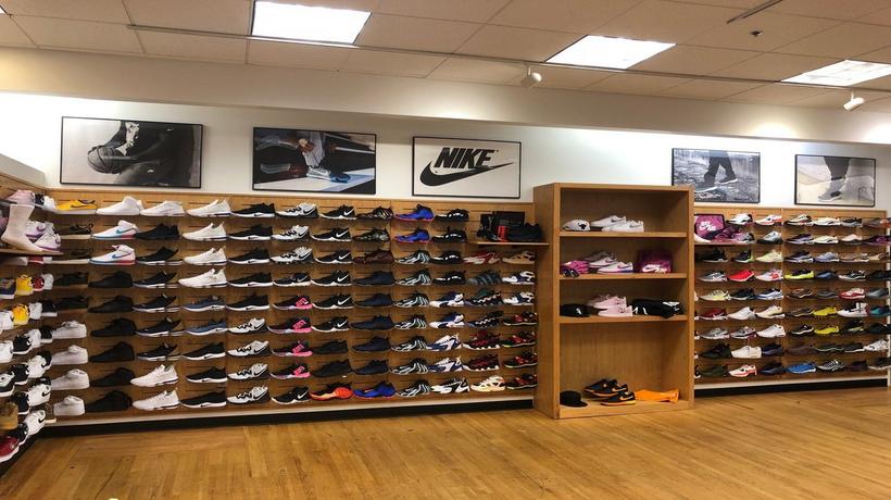 Montgomery mall nike store best sale