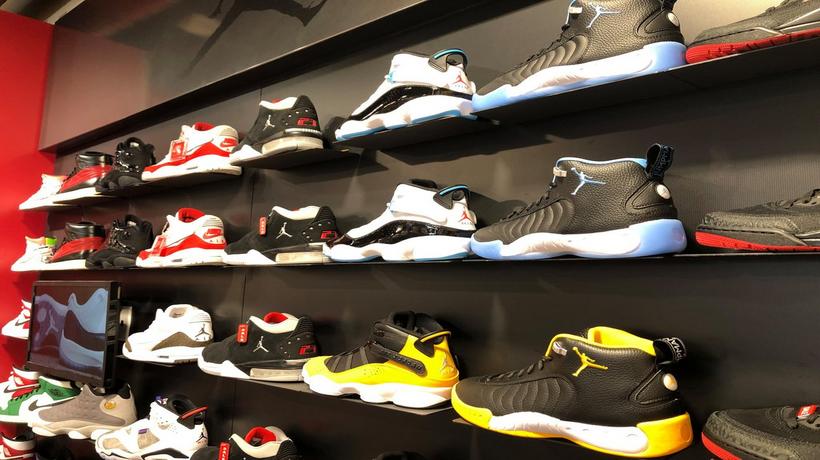 City Gear in Houston, TX - Sneakers & Streetwear Apparel Store