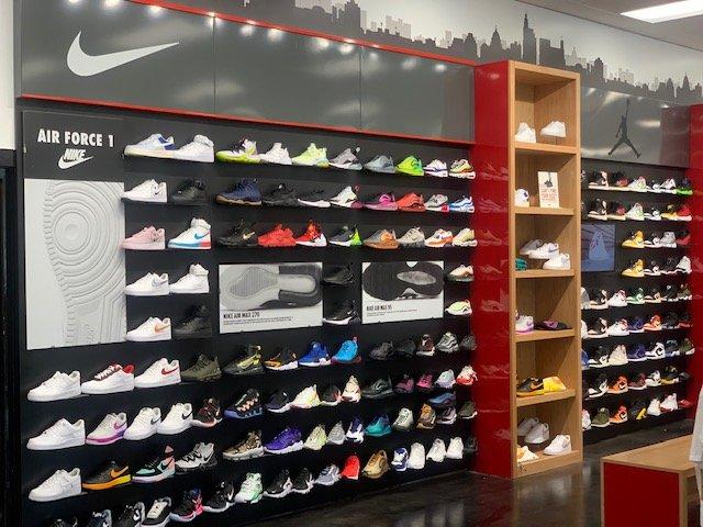 nike outlet in jackson