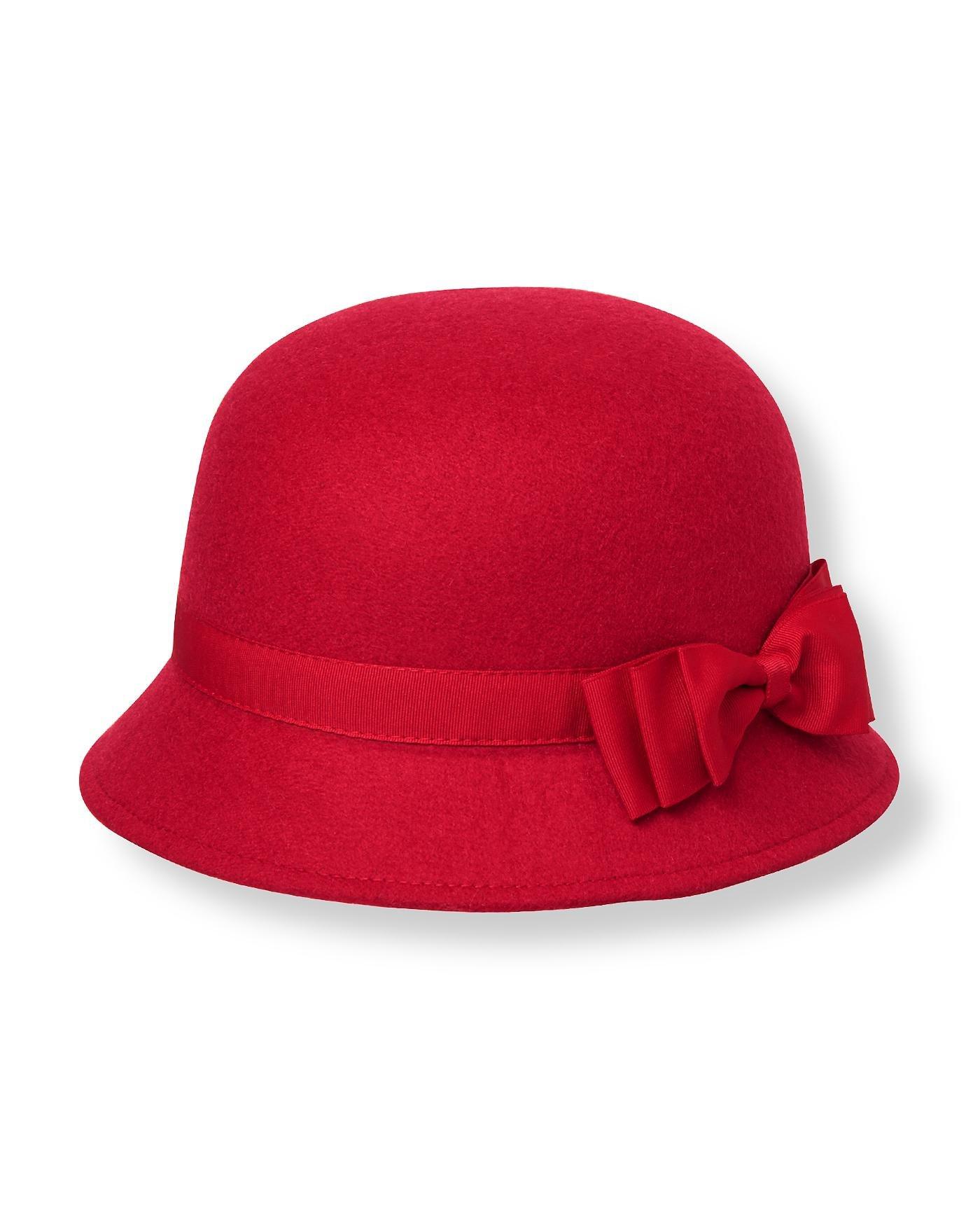 red cloche hat