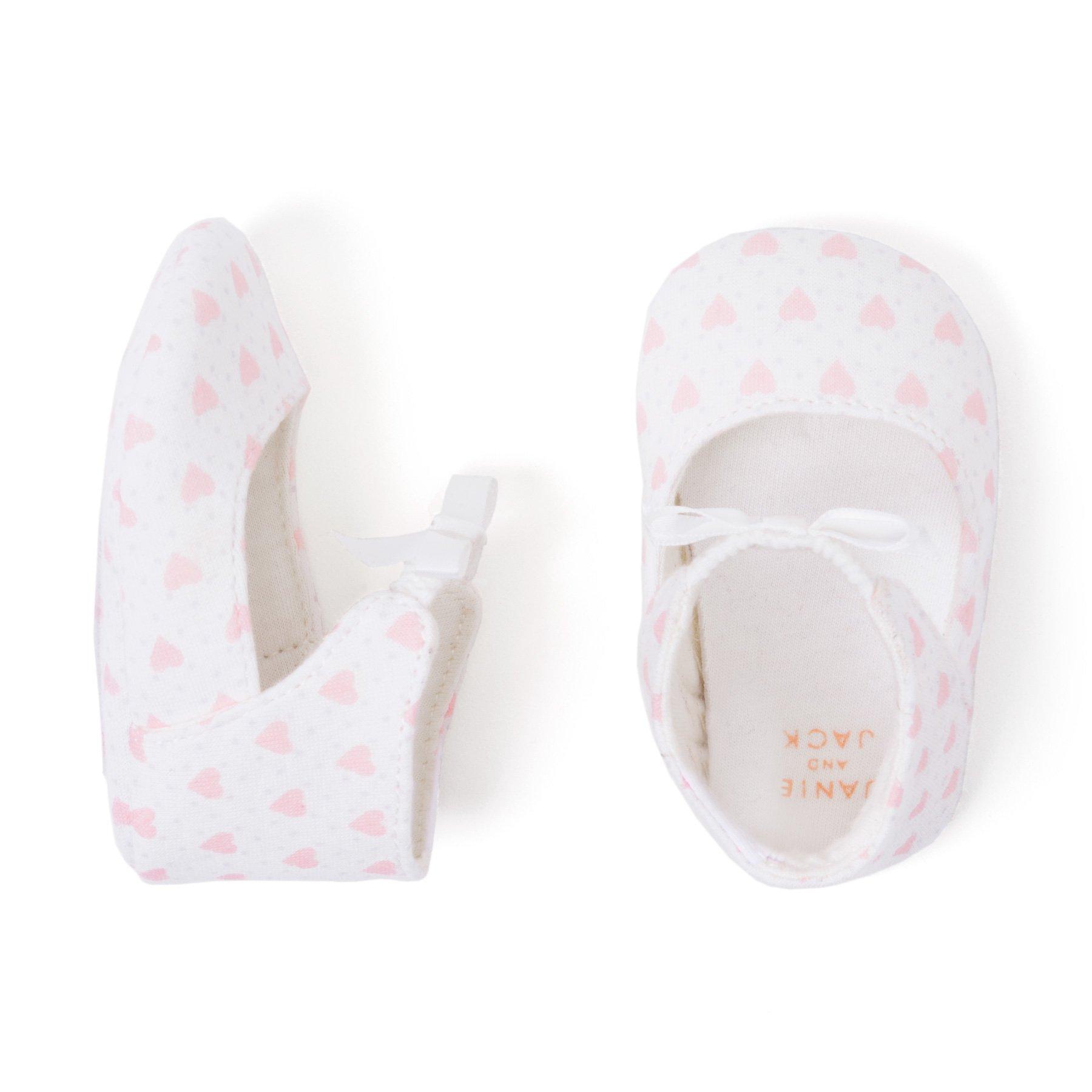 AERIN Heart Crib Shoe image number 0