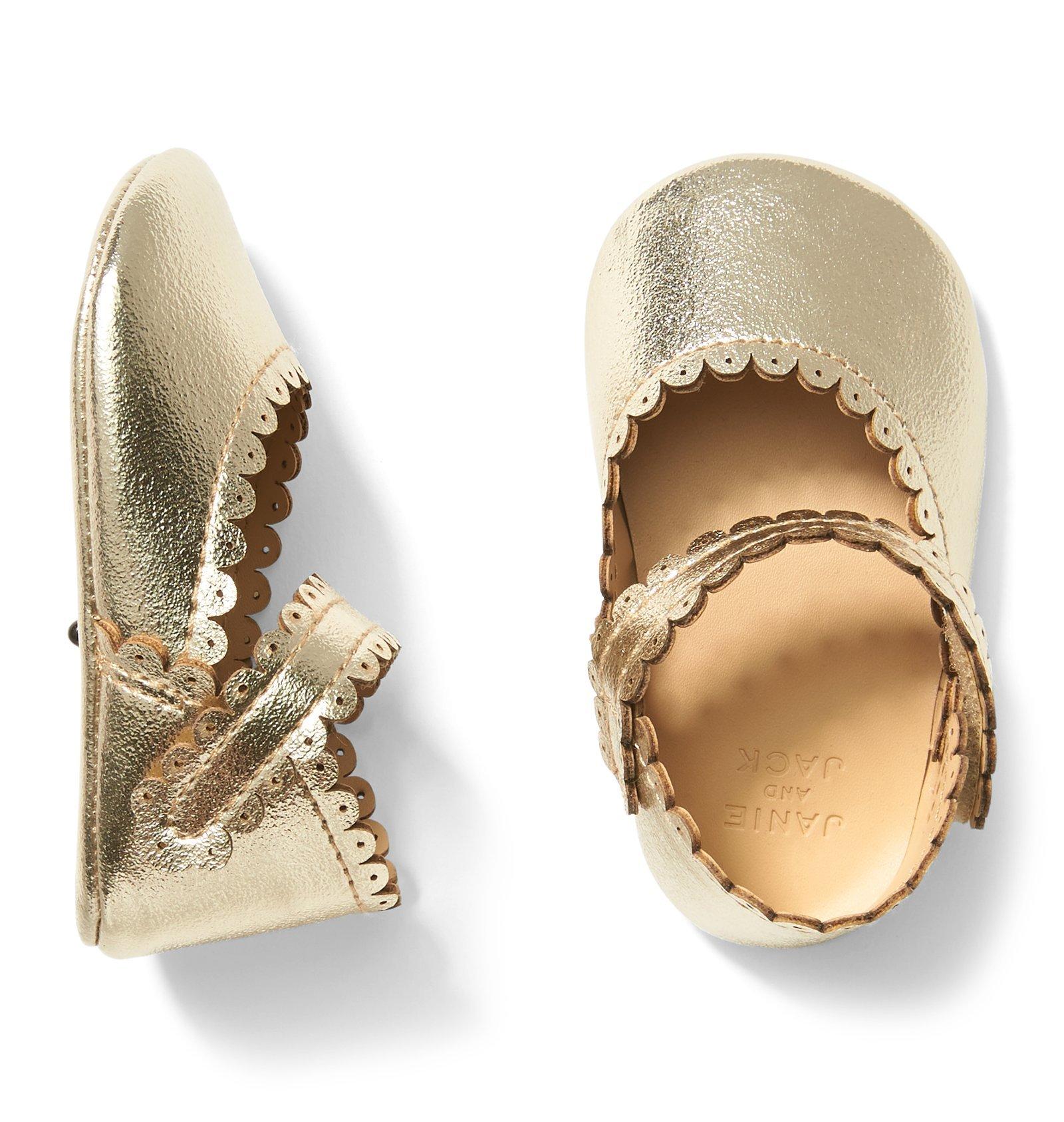 Metallic Scalloped Crib Shoe image number 0