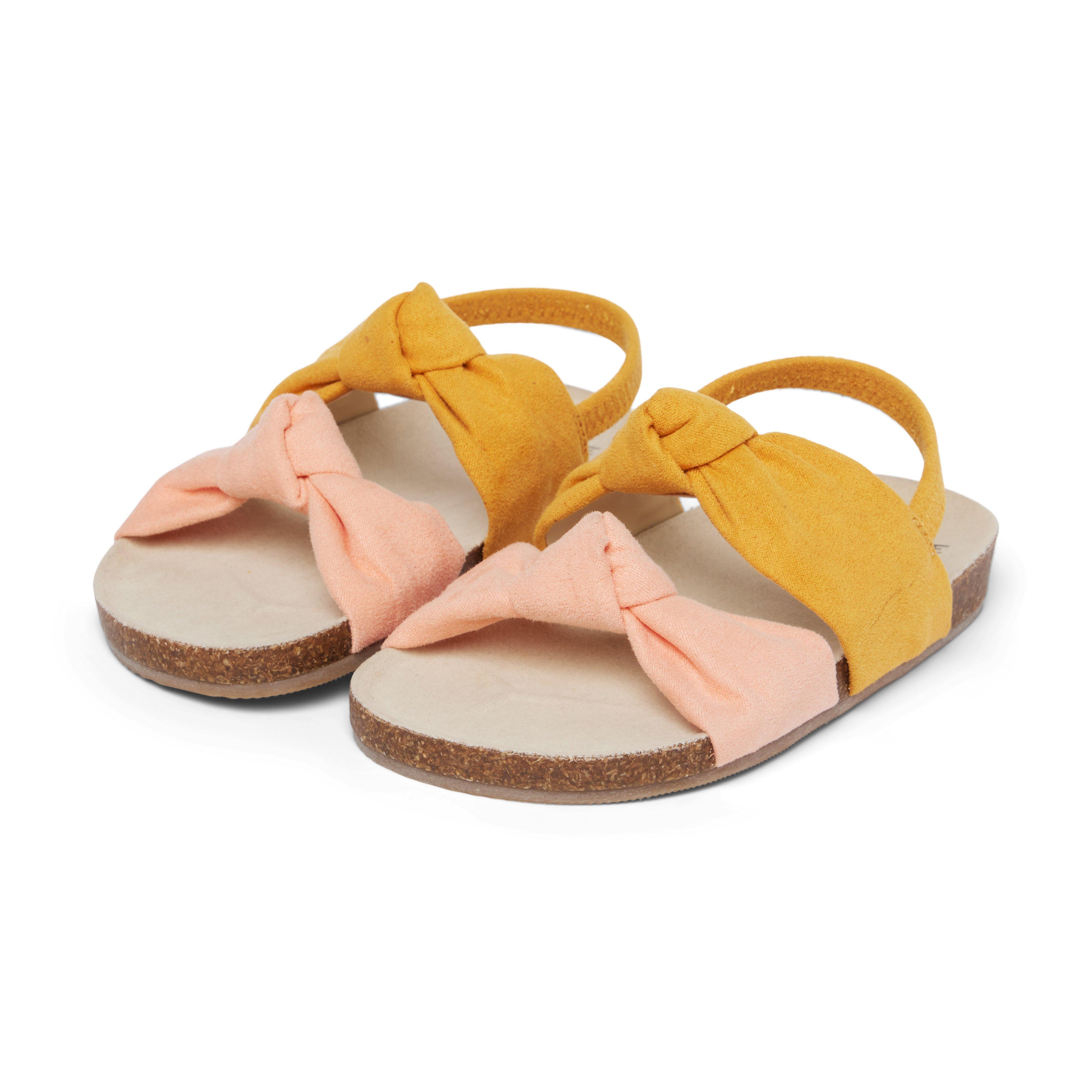 Colorblocked Knot Slides image number 1