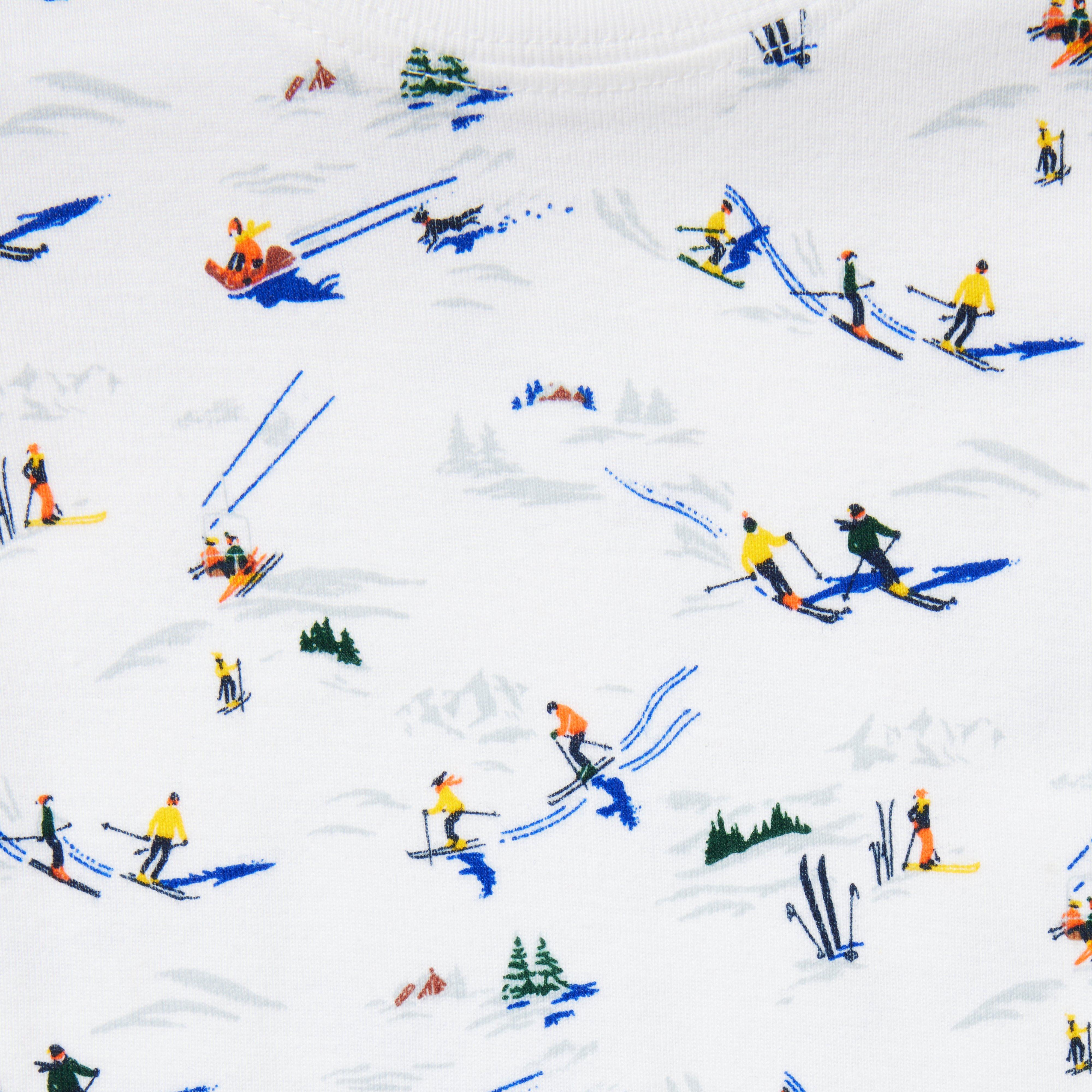Good Night Pajamas In Ski Wonders image number 1