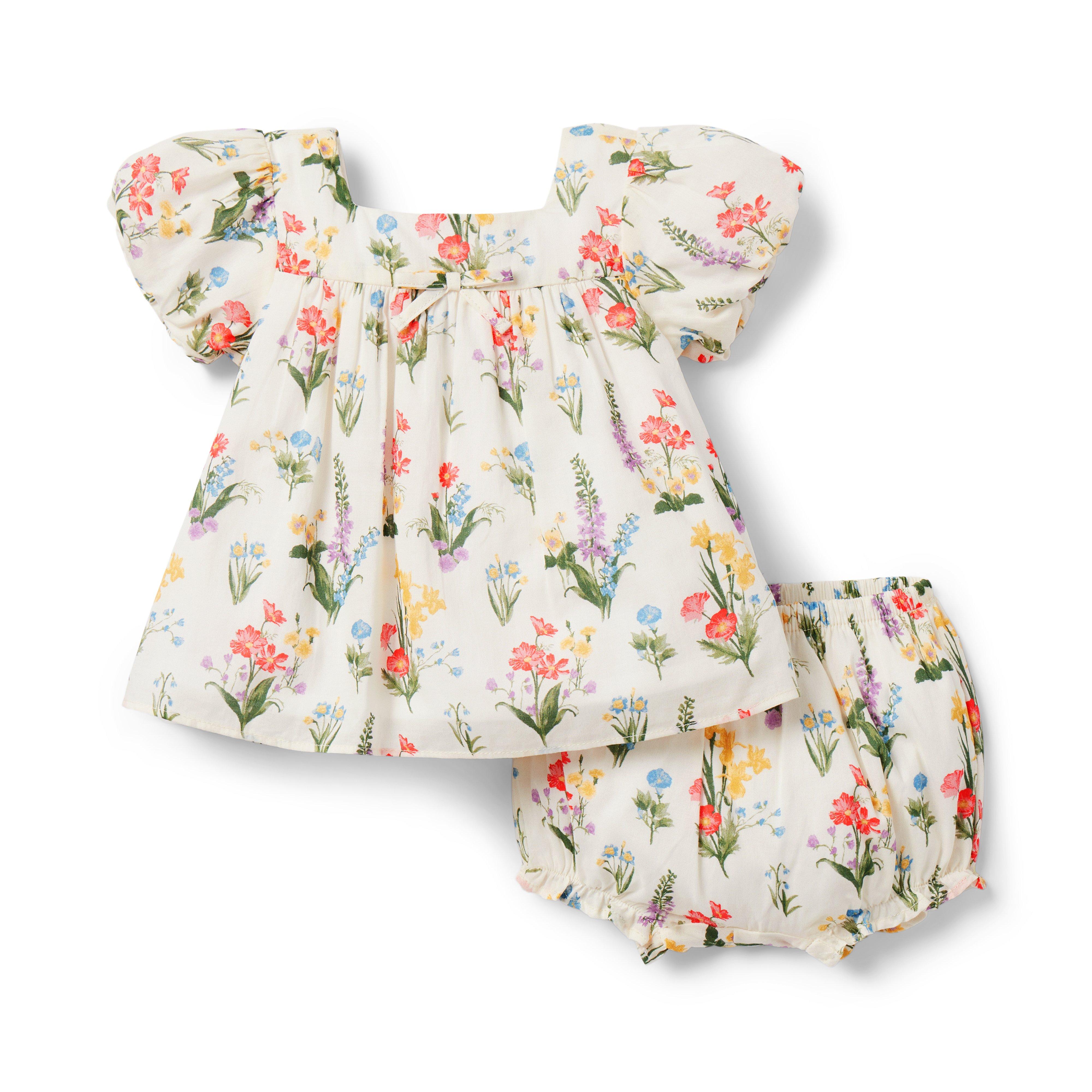 Newborn Jet Ivory Floral Baby Floral Matching Set by Janie and Jack