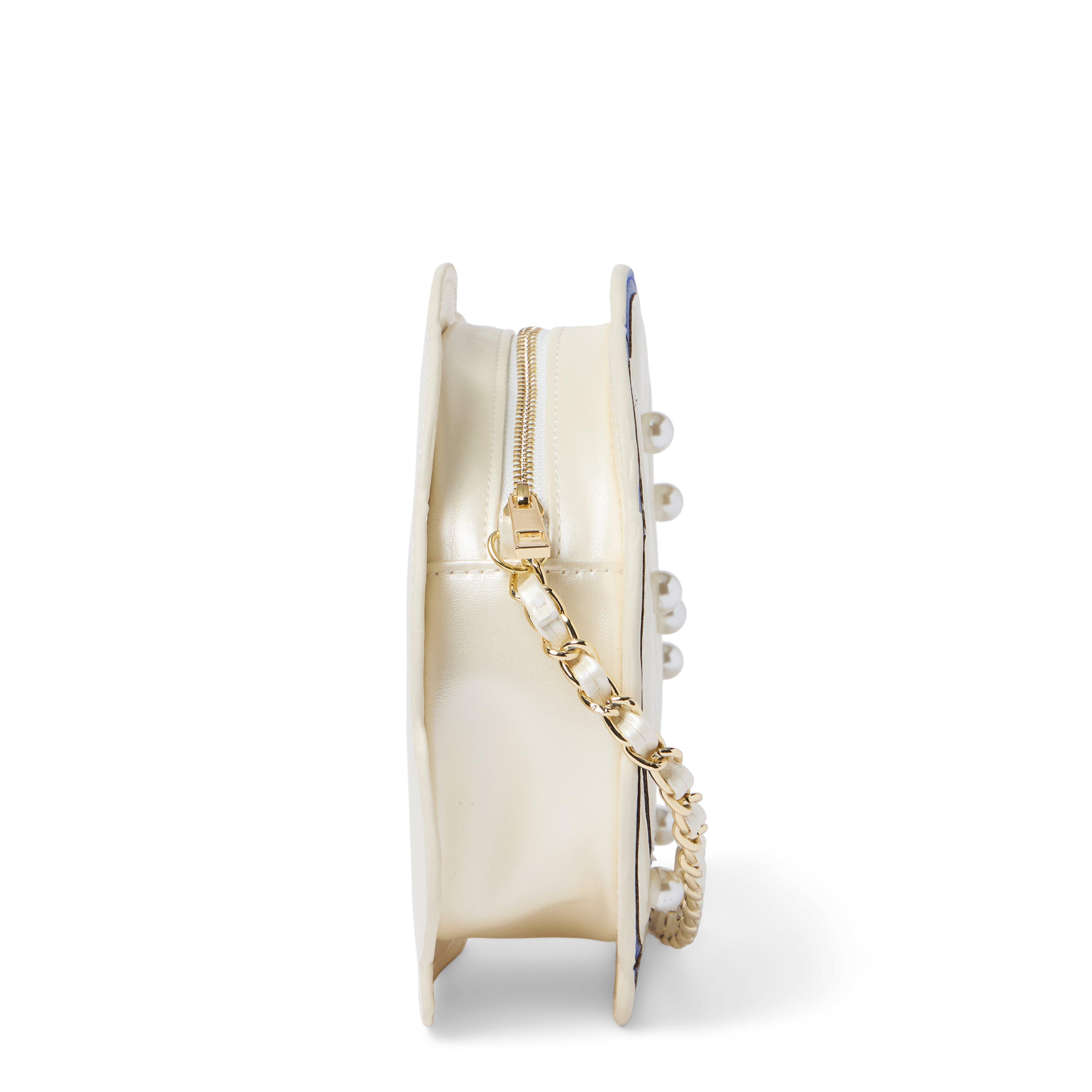 Shell Purse image number 1