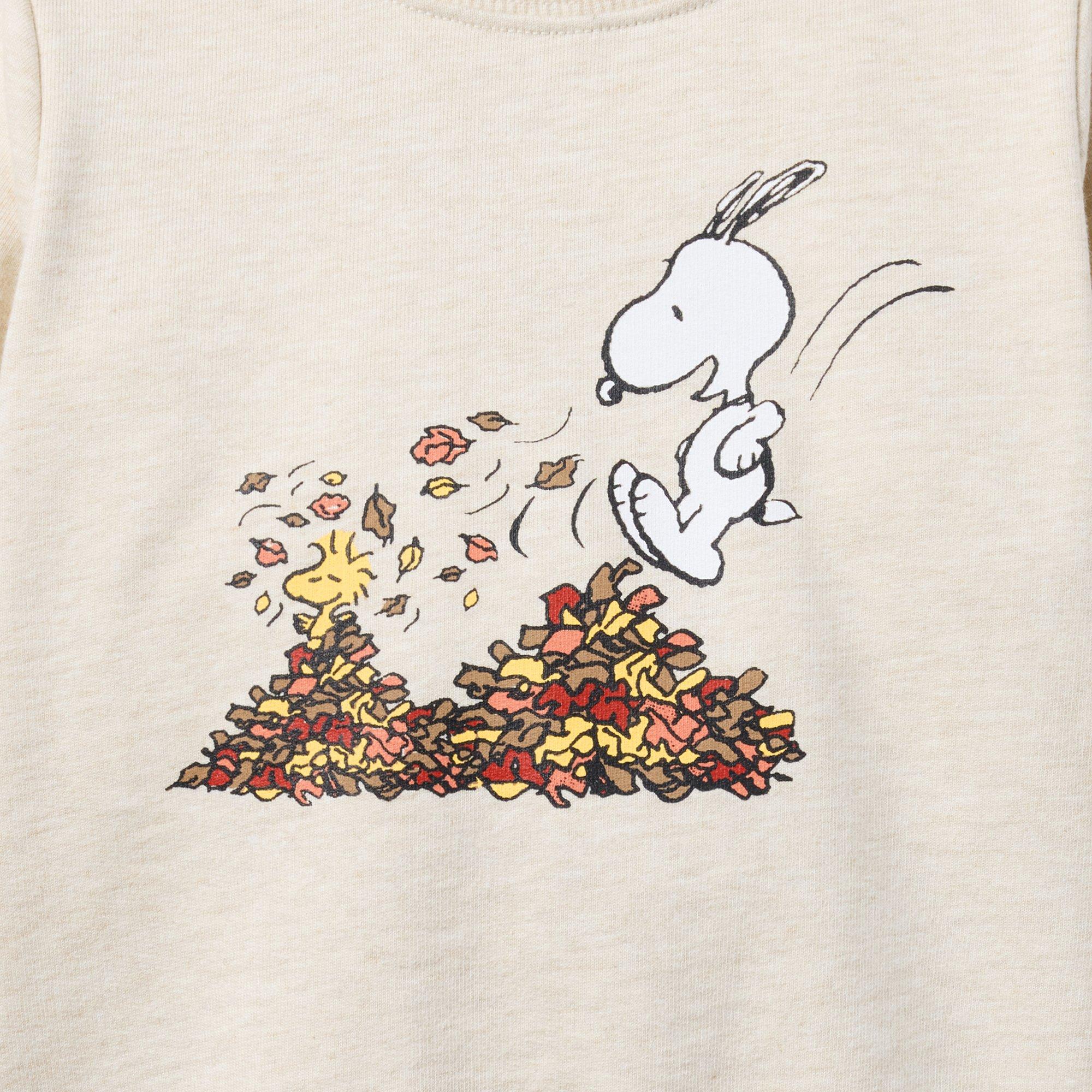 Peanuts Snoopy Sweatshirt  image number 1