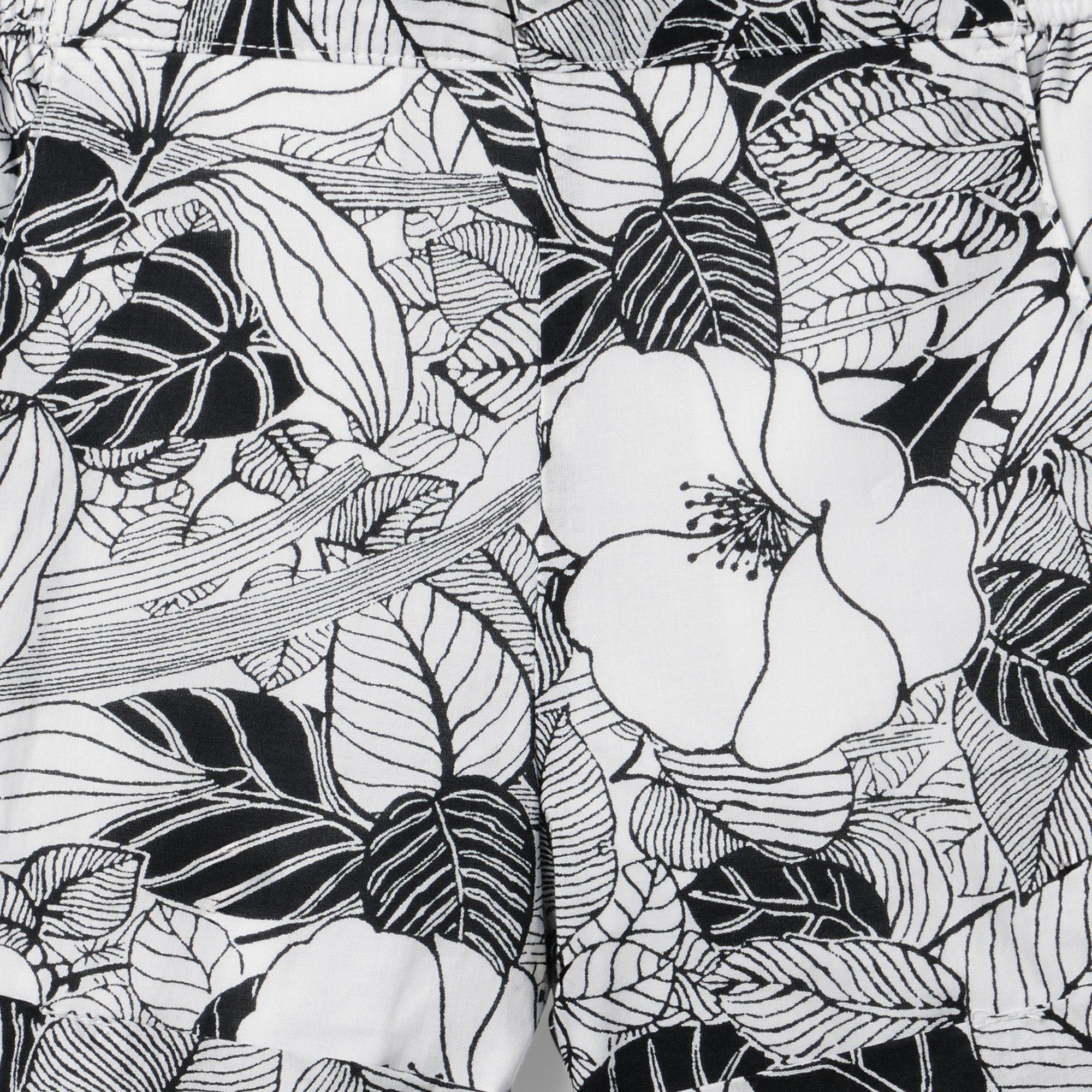 Palm Bloom Cuffed Short image number 3