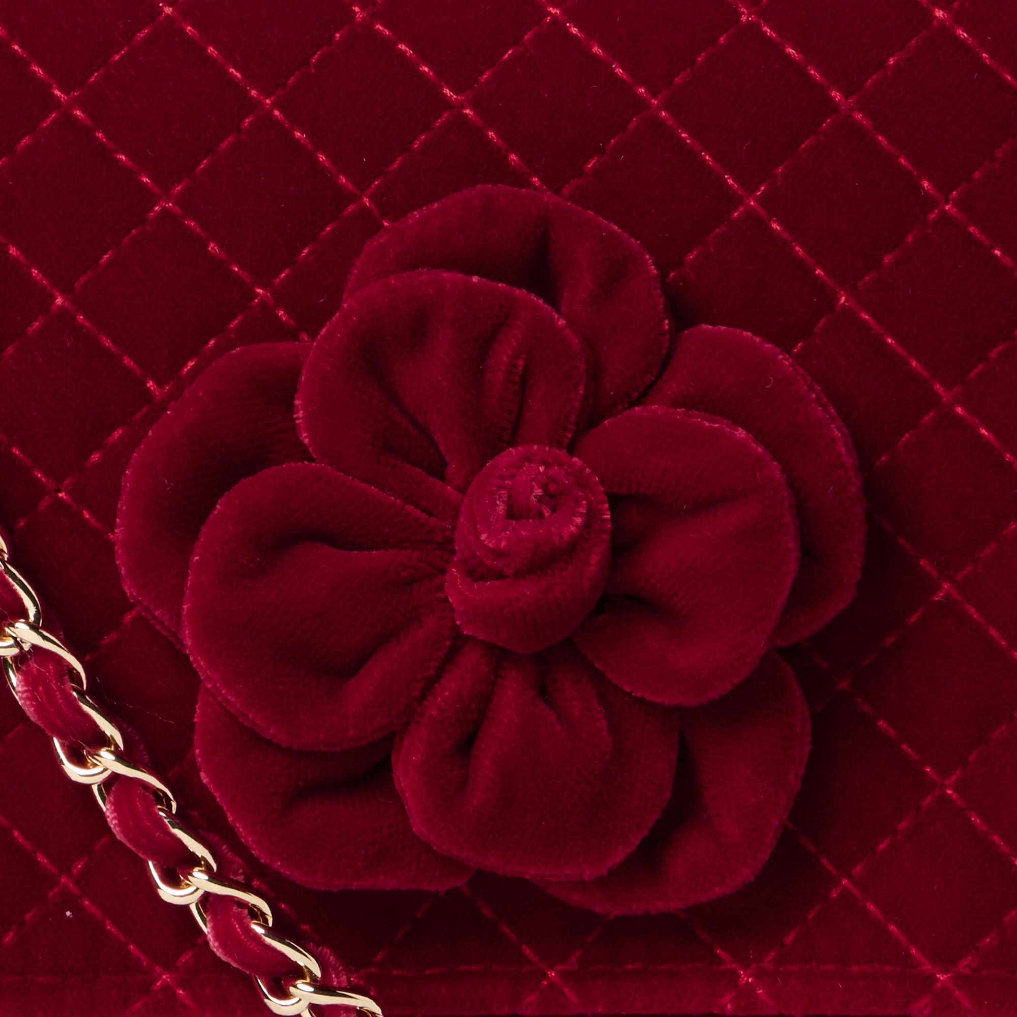 Velvet Quilted Rosette Purse image number 1