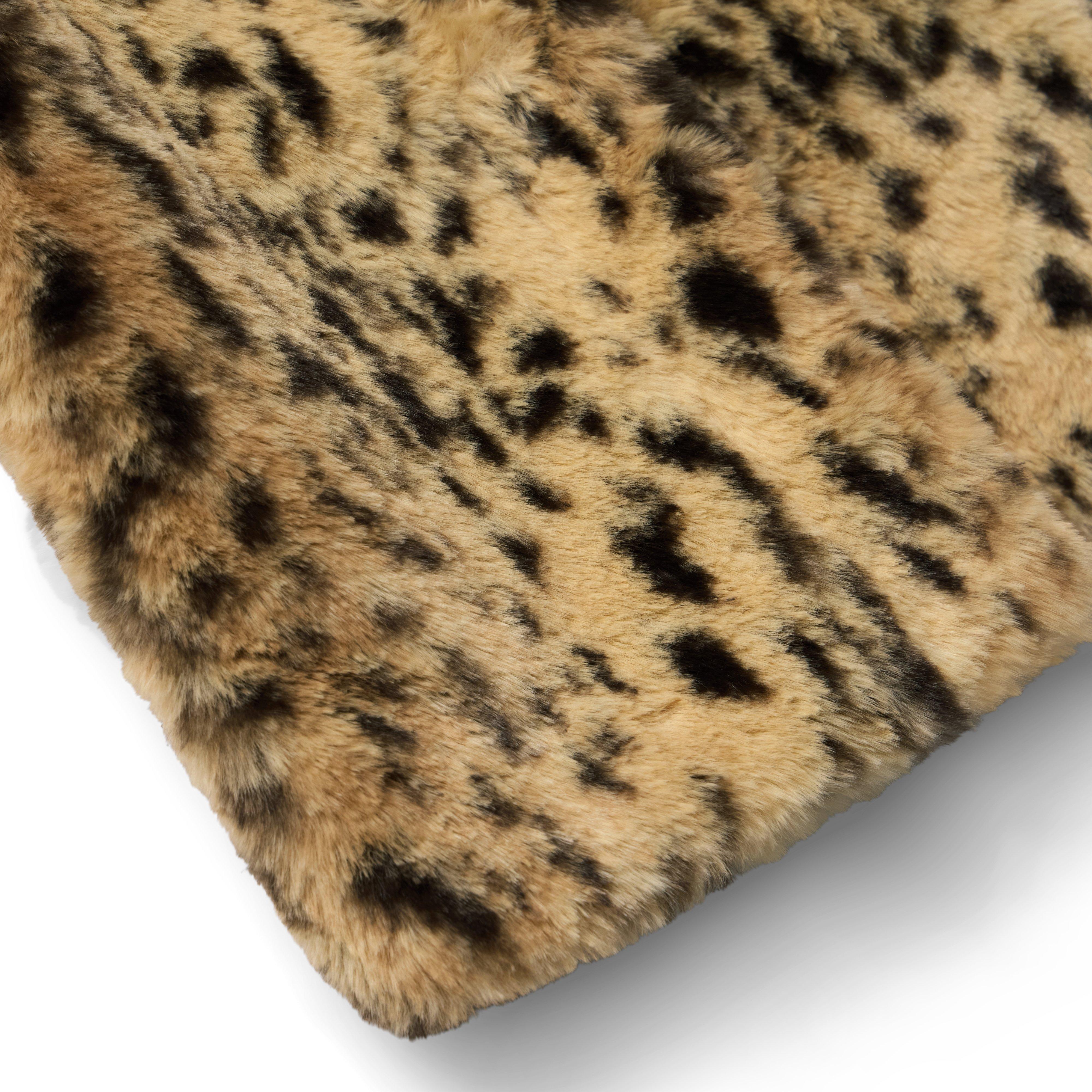 The Leopard Faux Fur Coat image number 1