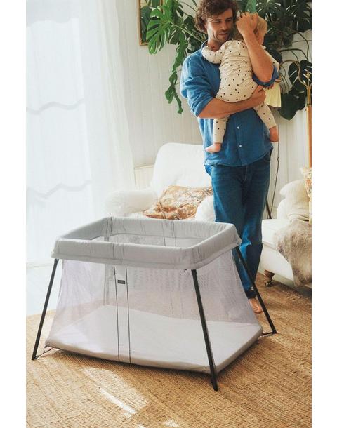 Travel Crib Light Silver & Fitted Sheet Bundle Pack
