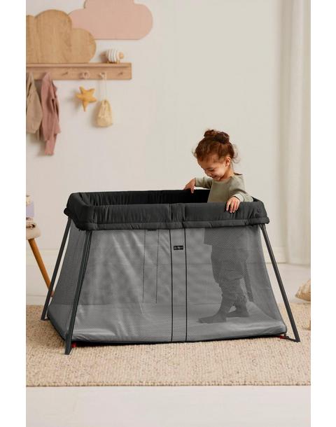 Travel Crib Light Black & Fitted Sheet Bundle Pack