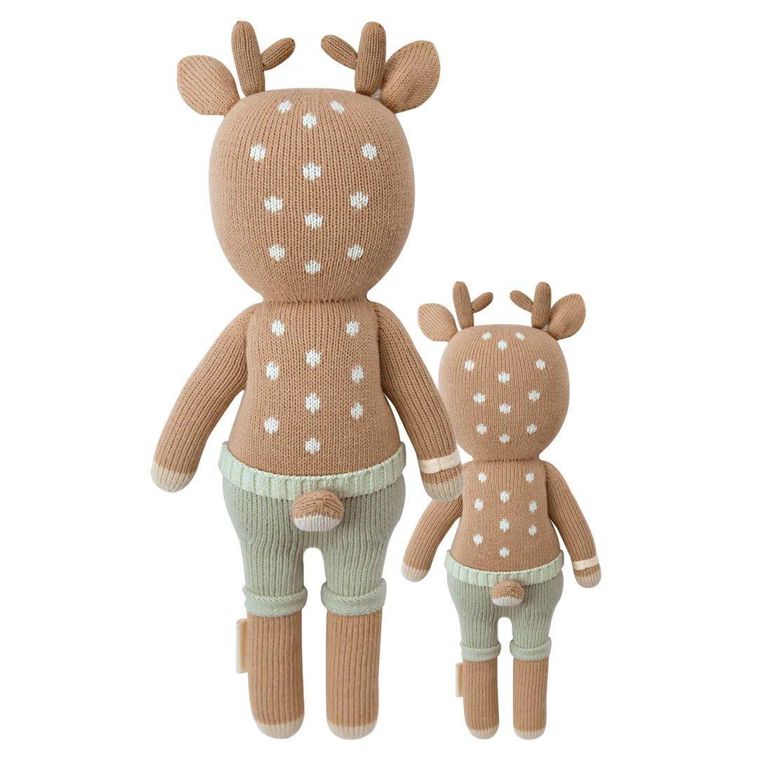 Little Elliott the fawn image number 1