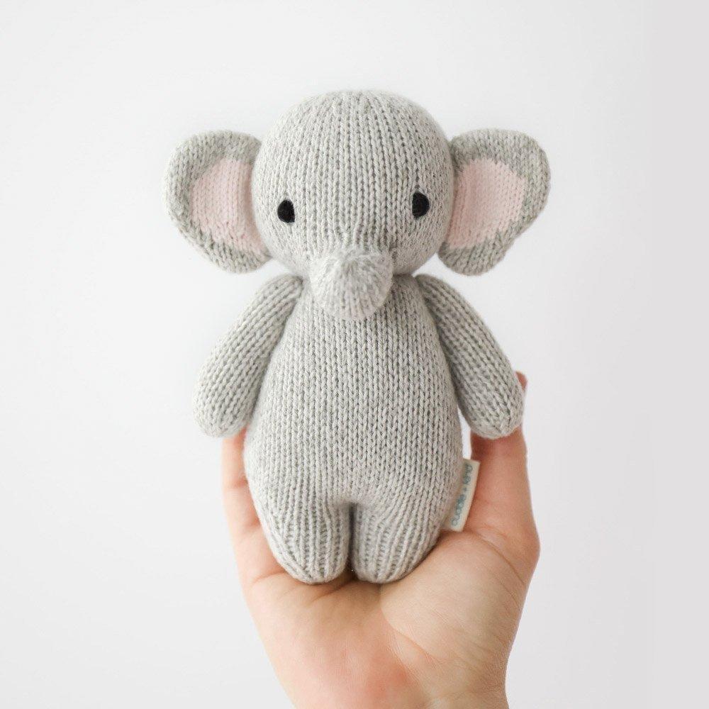 Baby elephant image number 3