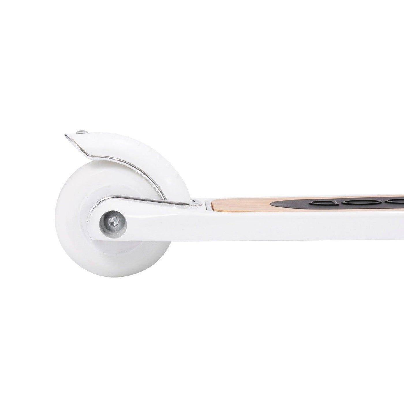 Scooter White image number 2