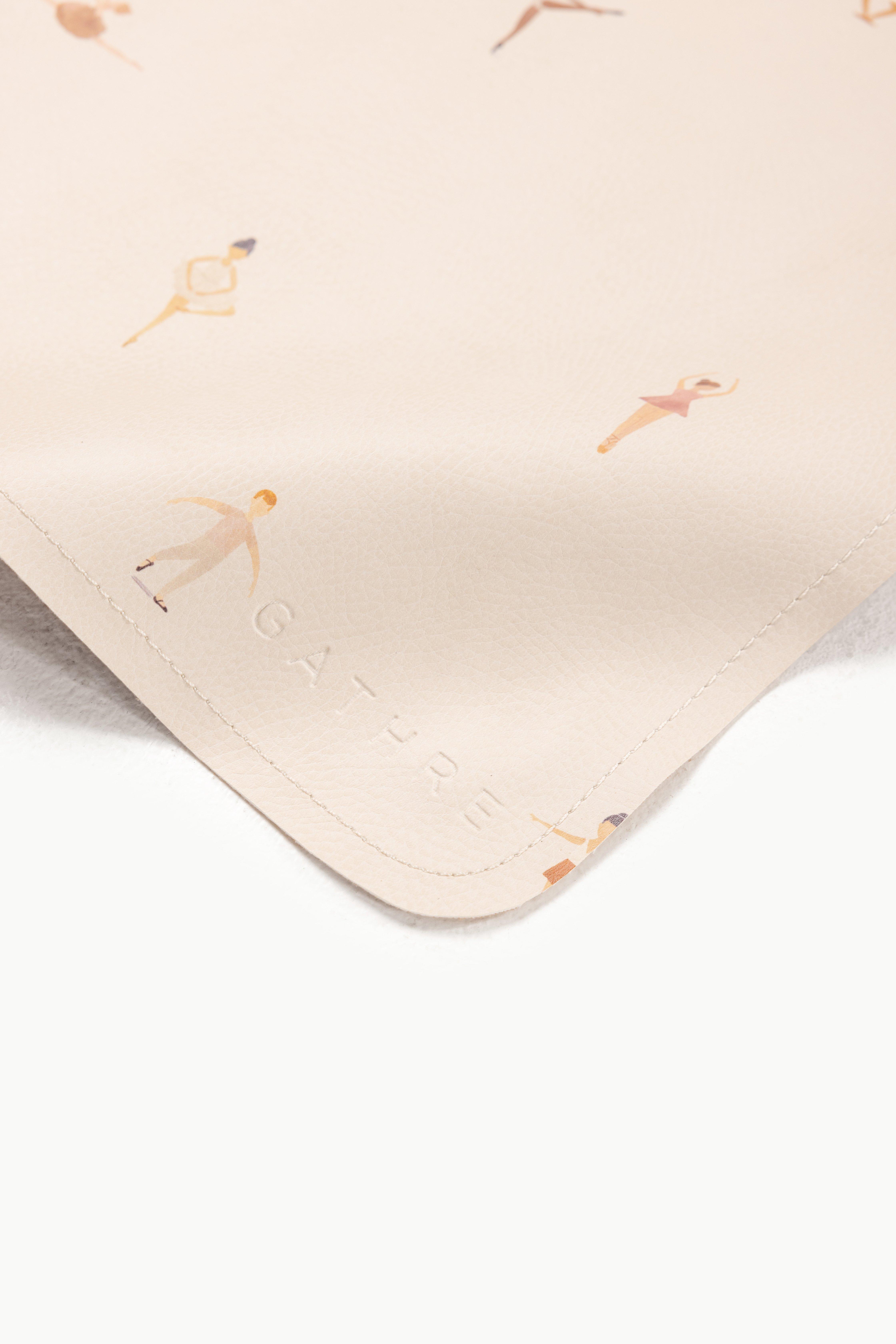 Petite Dancer High Chair Mat image number 4