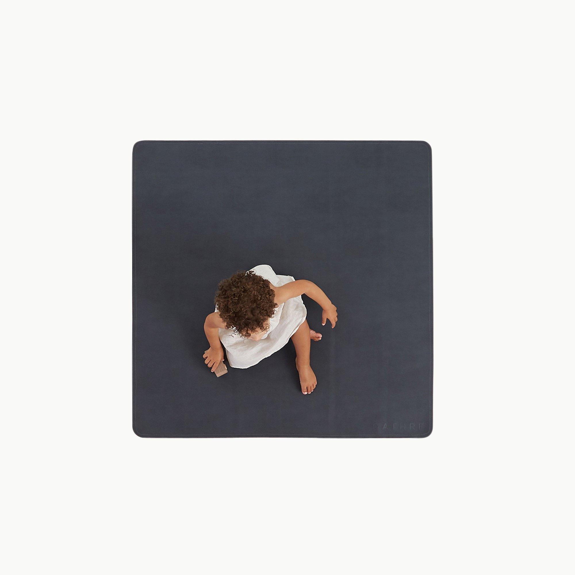Raven High Chair Mat image number 1