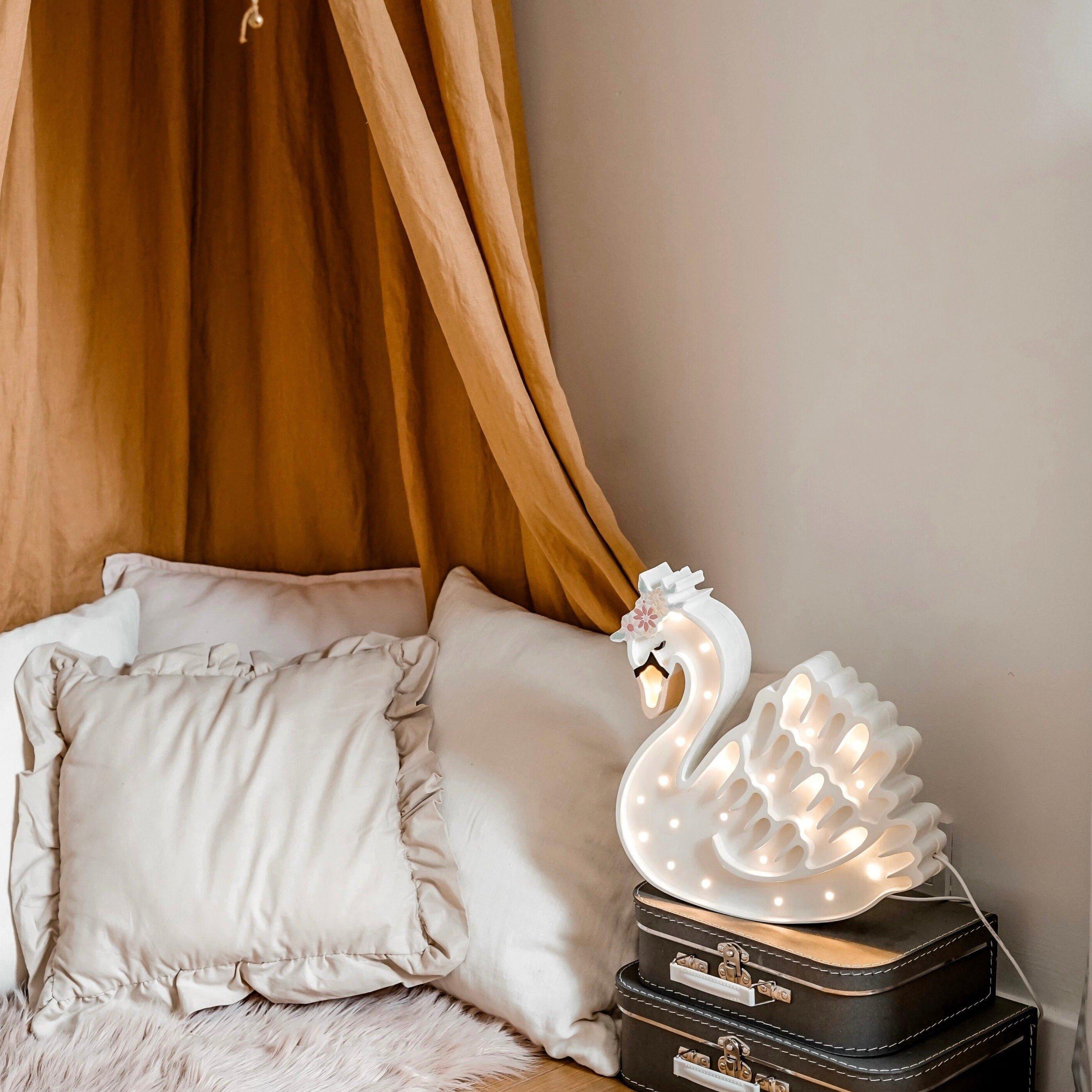 Swan Lamp image number 3