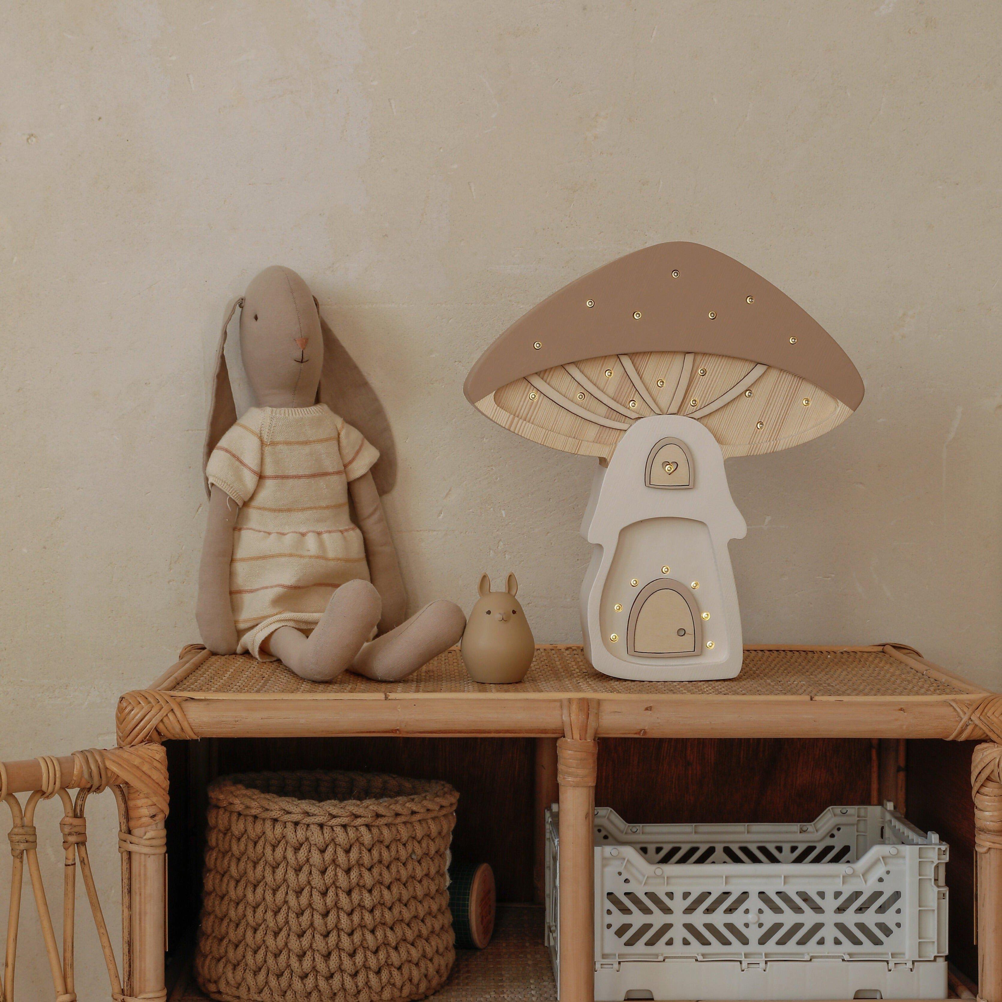 Mushroom House Lamp image number 3
