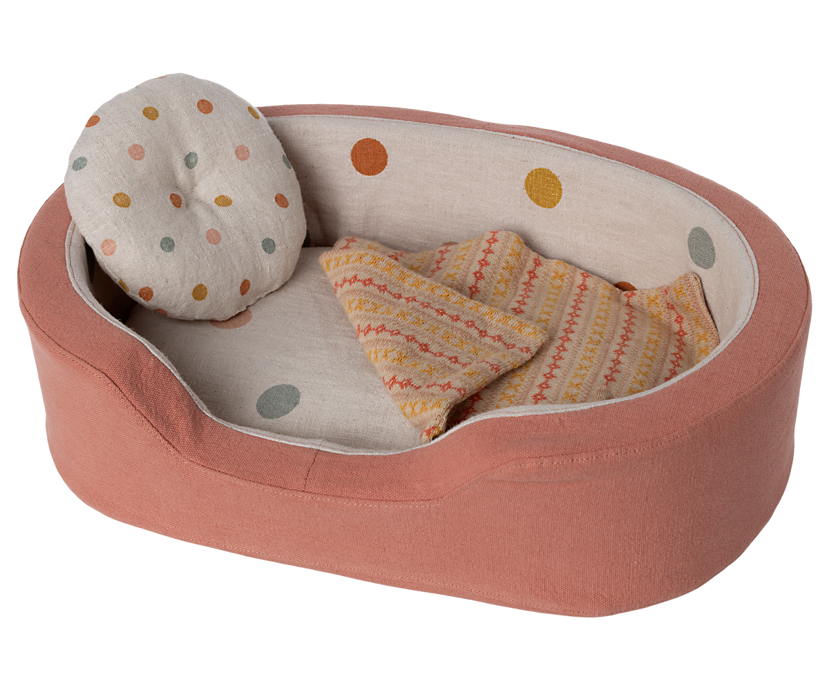 Cosy Basket, Medium - Coral image number 2