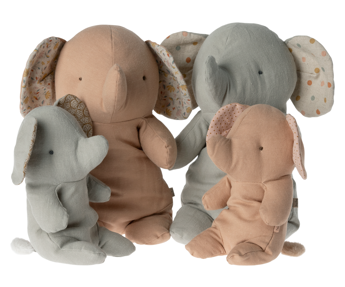 Elephant, Medium - Grey image number 3