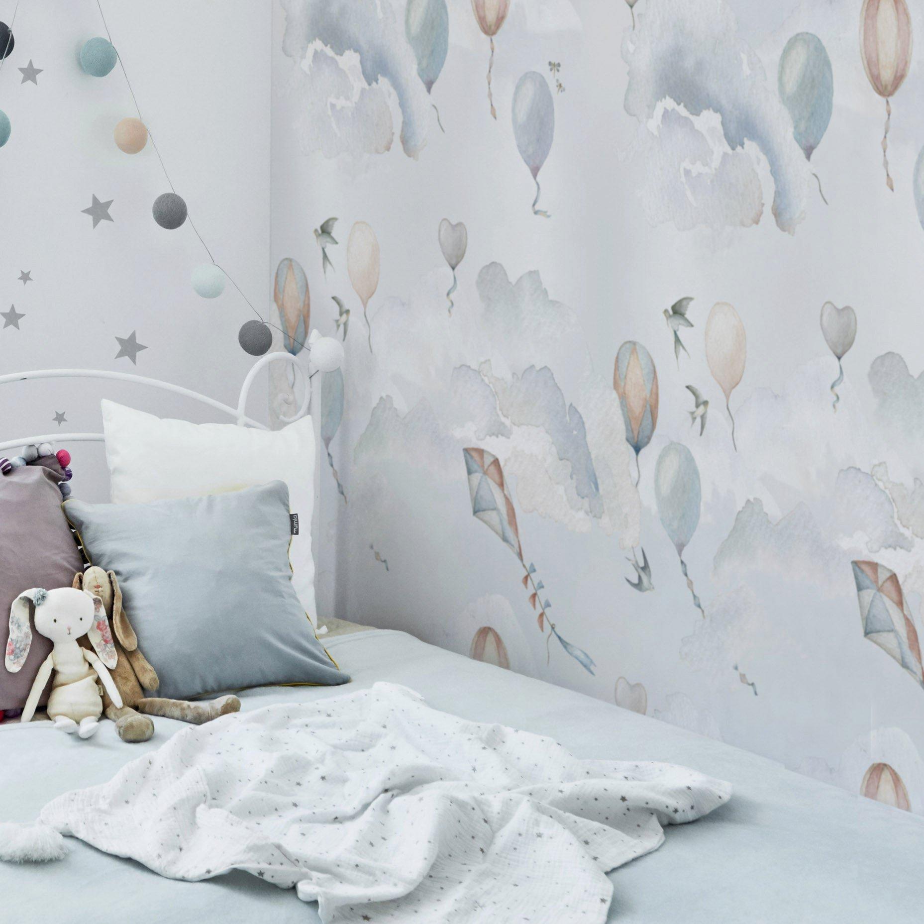 Balloons Fairytale Wallpaper image number 1