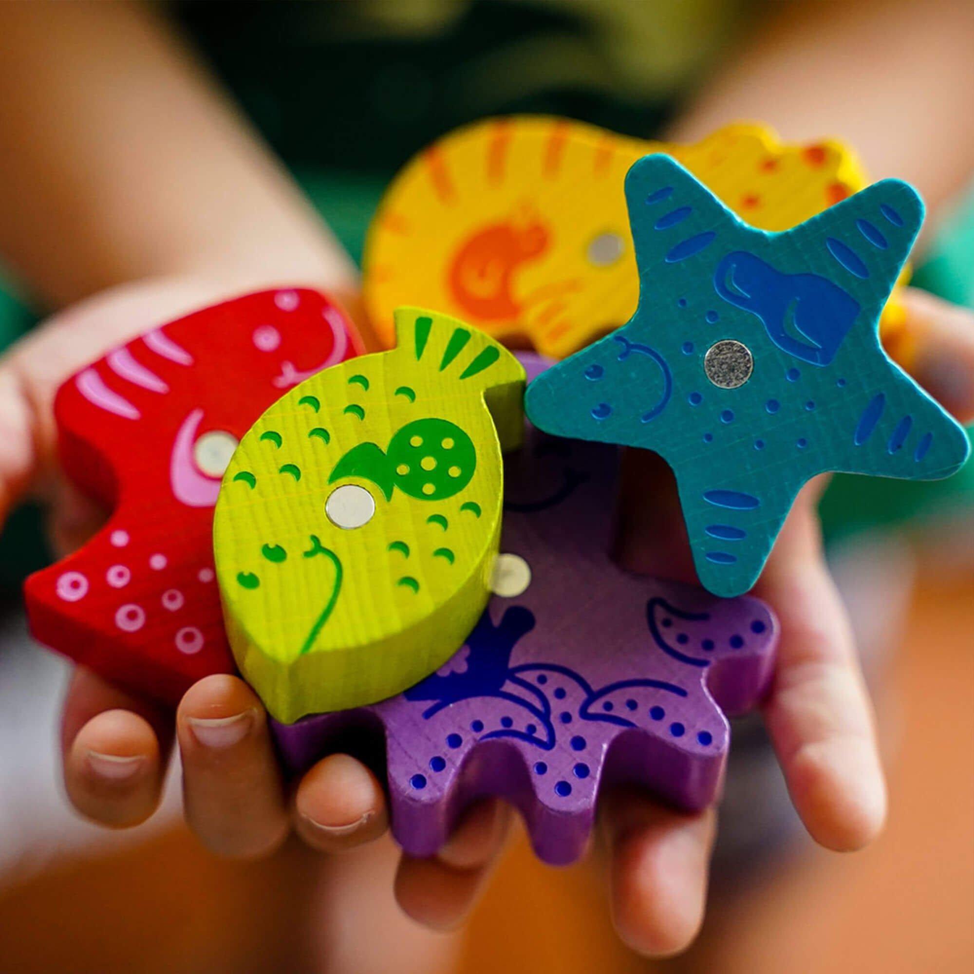 My Very First Games - Here, Fishy, Fishy! Magnetic Game image number 4