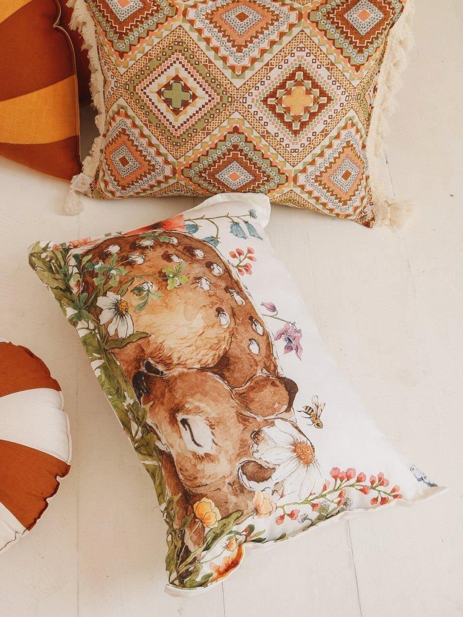 “Doe” Pillow image number 3