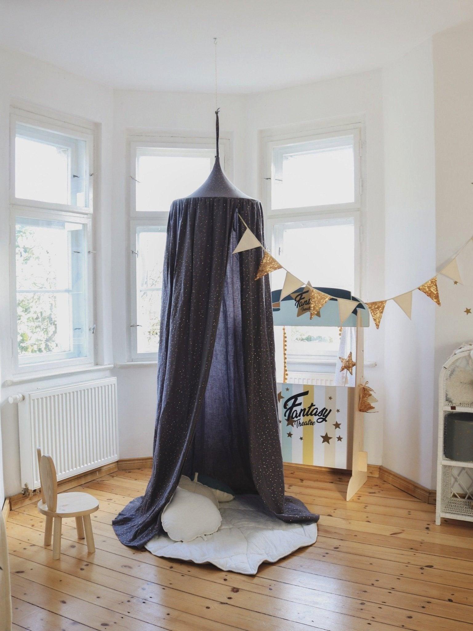 “Anthracite and Gold” Canopy image number 4
