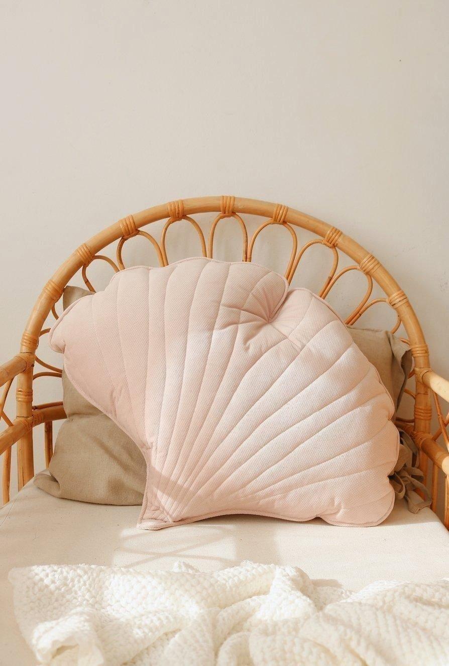 Velvet “Powder Pink” Ginkgo Leaf Pillow image number 3