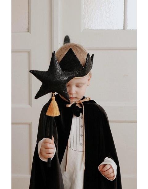 “Little Black Riding Hood” Magic Cape