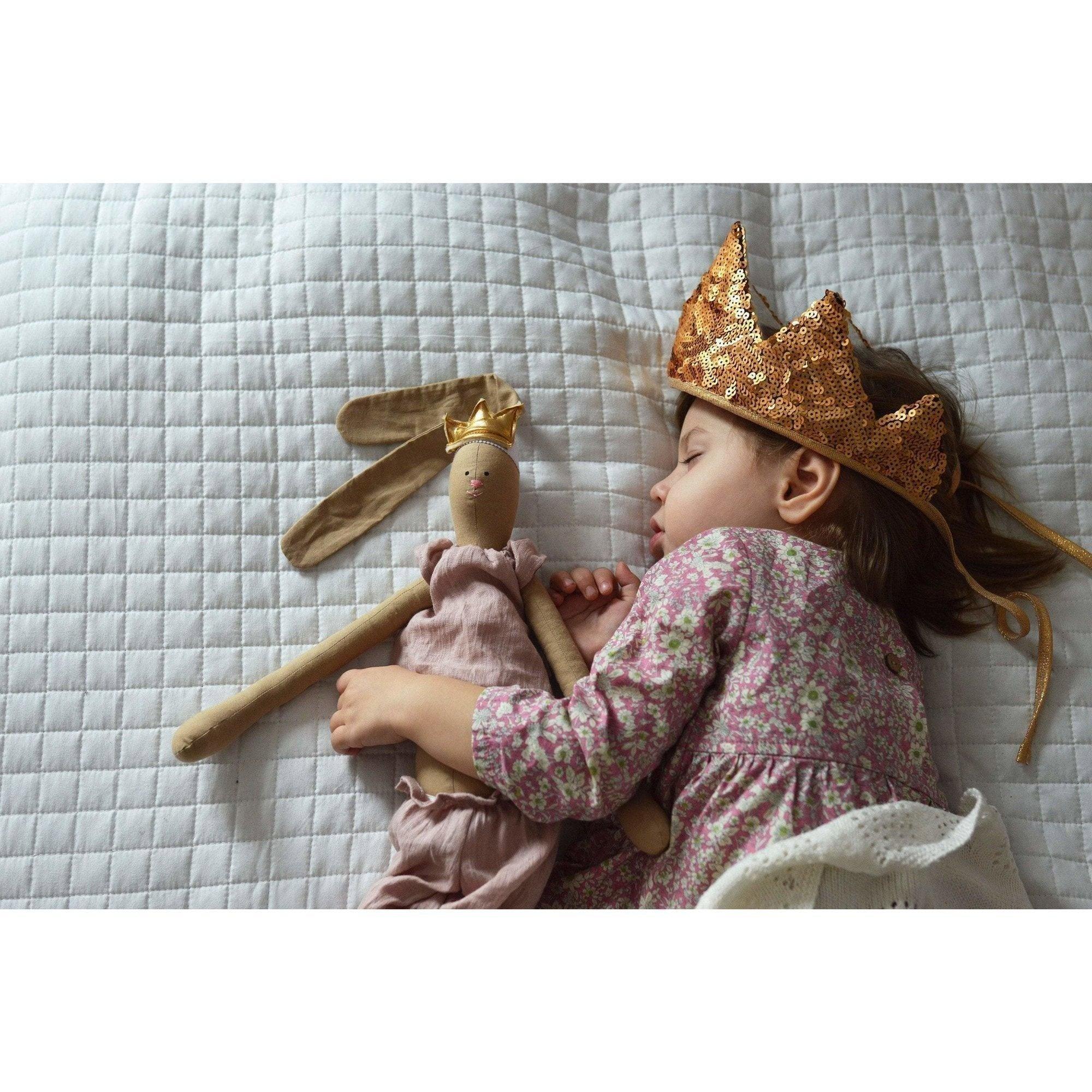 “Gold Sequins” Crown image number 3